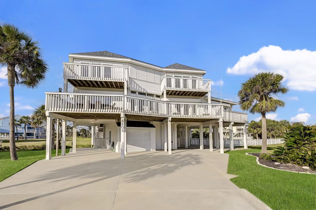 Photo 2 of 4102 Ghost Crab Lane, Galveston, TX