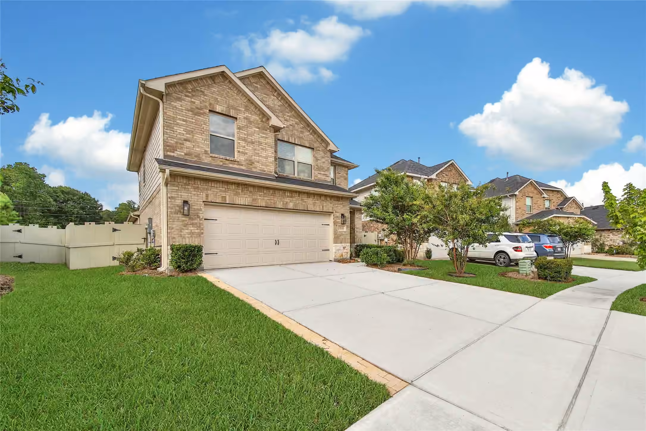 Photo 7 of 9245 Inland Leather Lane, Conroe, TX