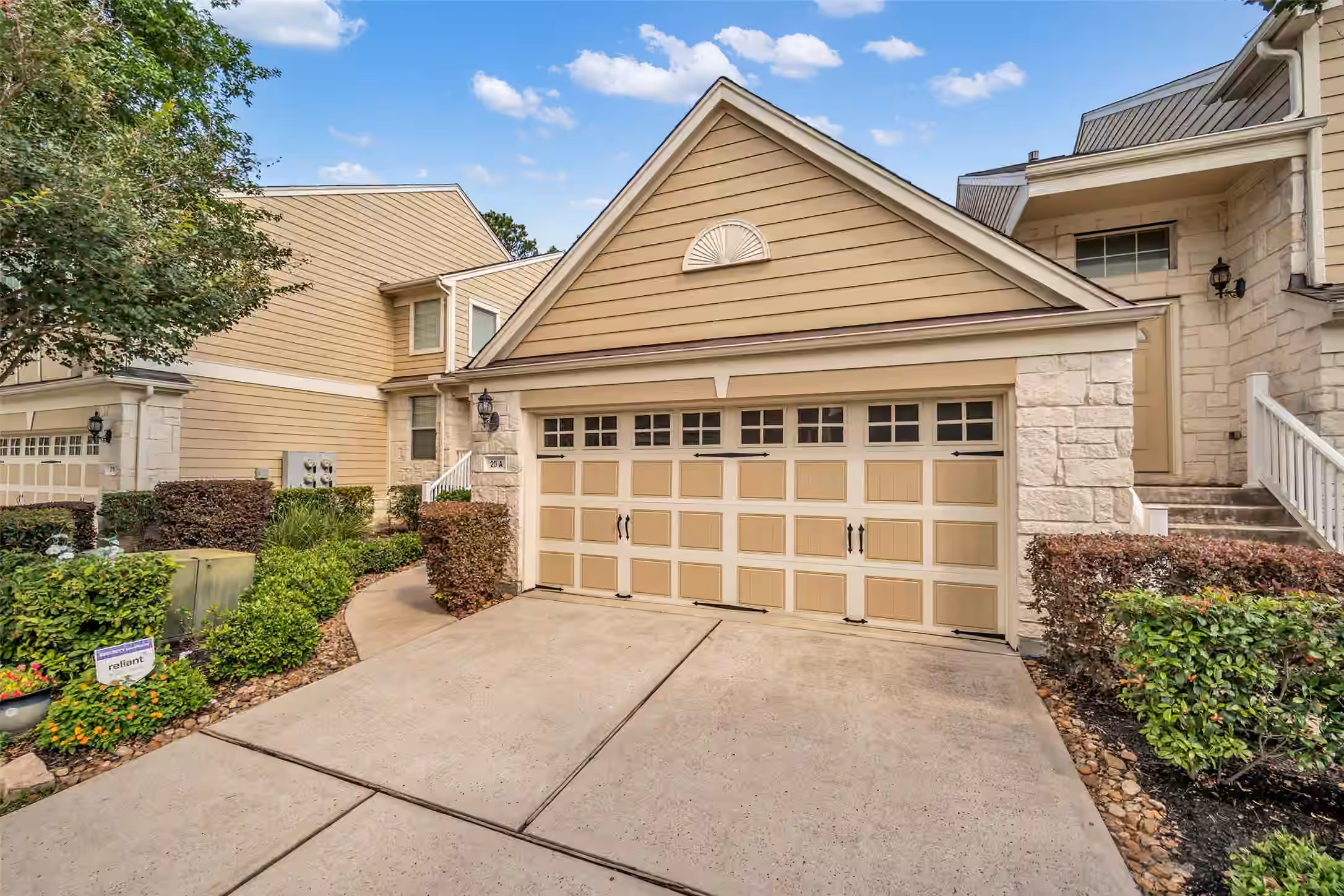 Photo 2 of 13600 Breton Ridge Street 20A, Houston, TX