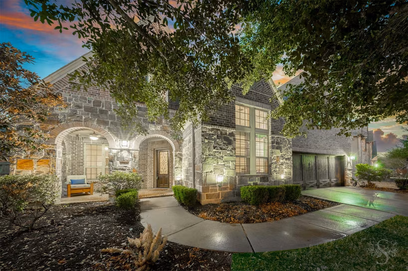 Photo of 27546 Kingsland Place Lane, Fulshear, TX