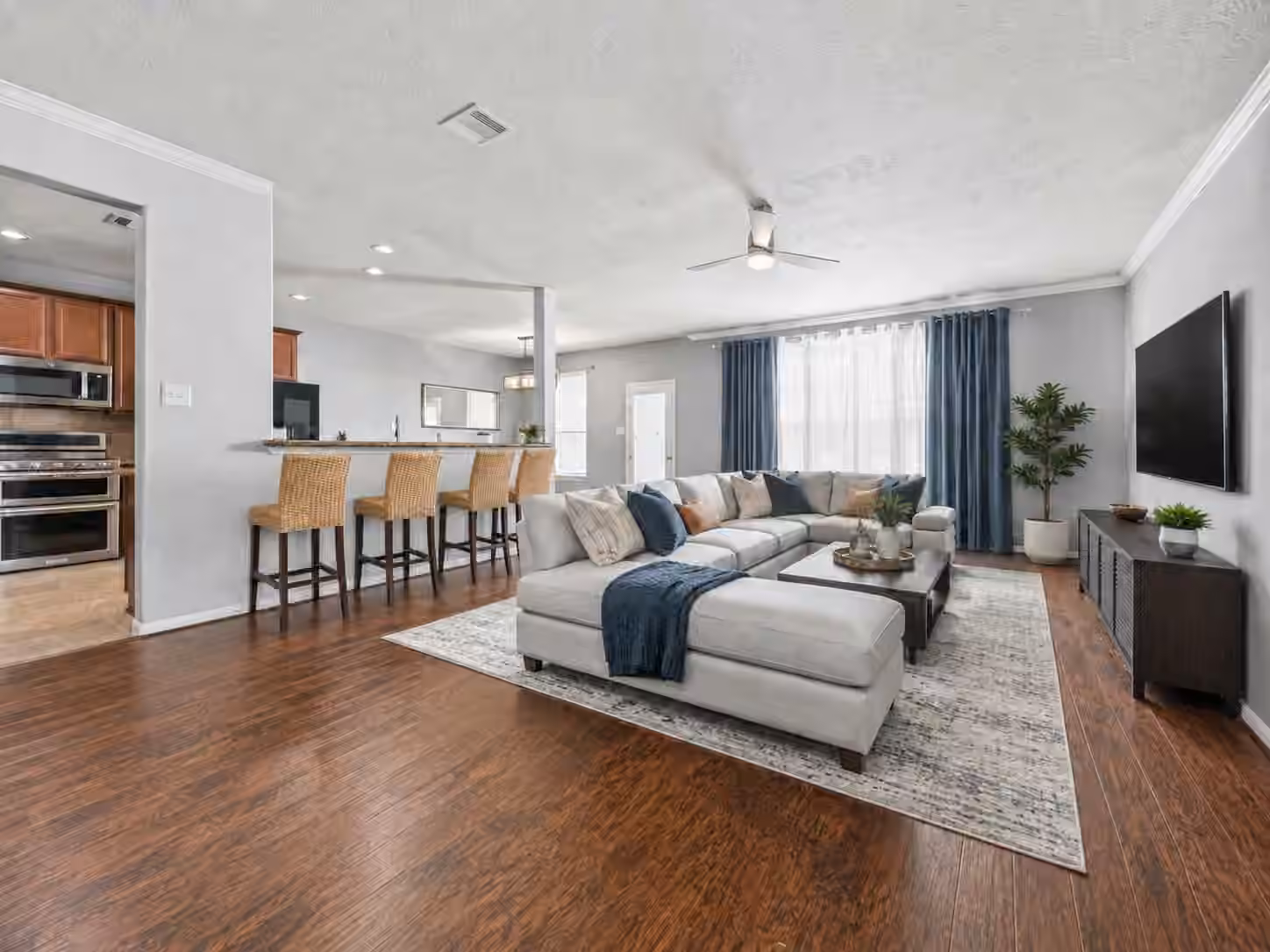 Photo of 12911 Taper Reach Drive, Tomball, TX 77377