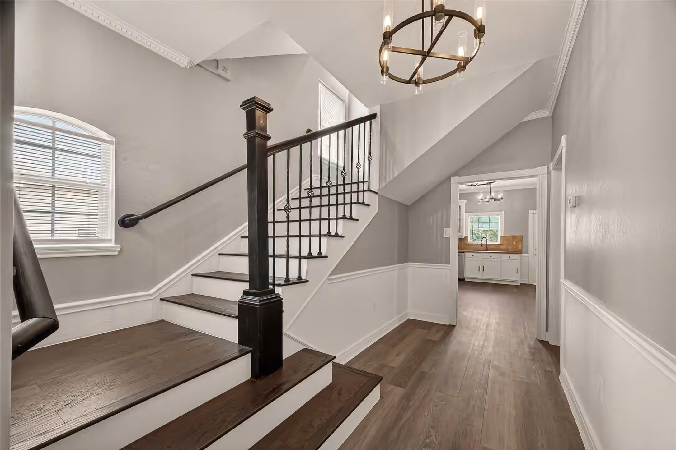 Photo 4 of 2120 Fulton Street, Houston, TX