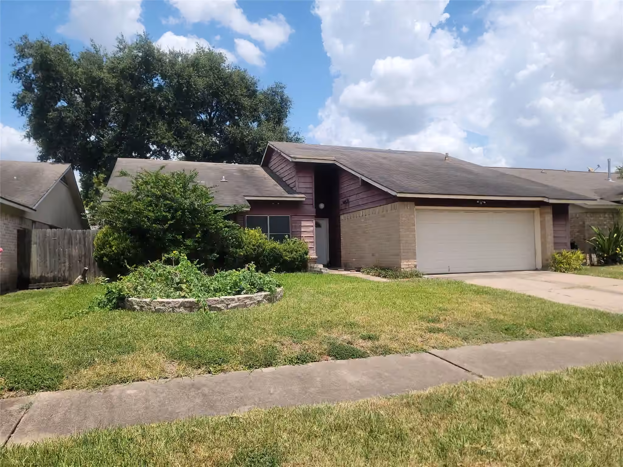 Photo 3 of 12058 Plumbrook Drive, Houston, TX