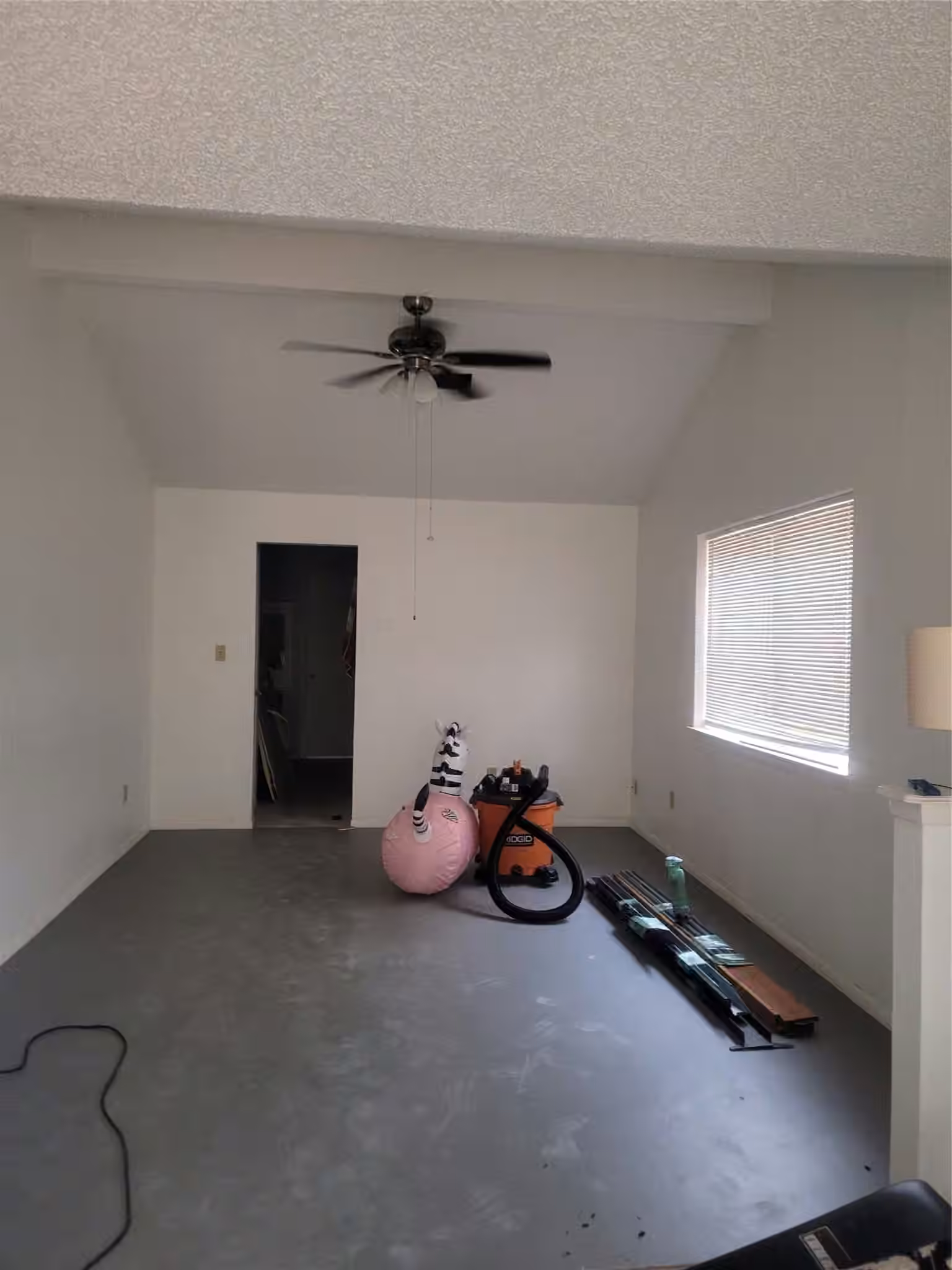 Photo 7 of 12058 Plumbrook Drive, Houston, TX