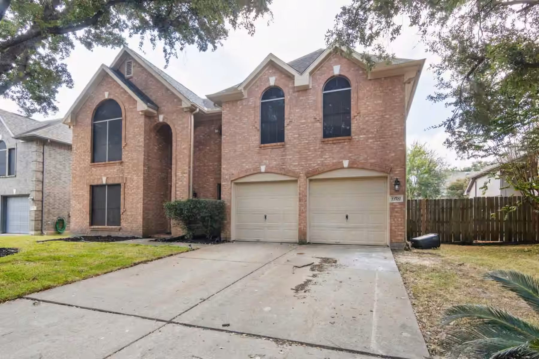 Photo 2 of 13327 White Oak Landing Boulevard, Houston, TX