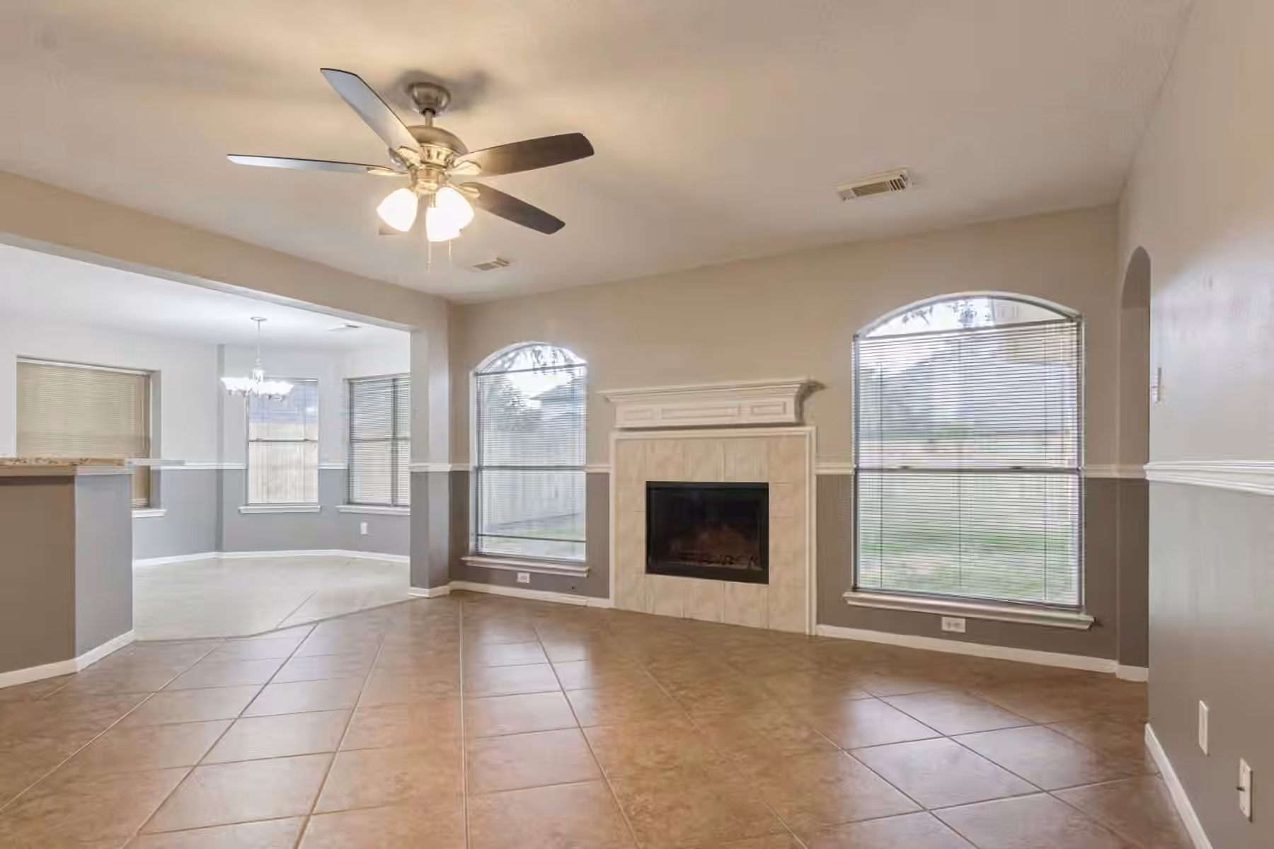 Photo 7 of 13327 White Oak Landing Boulevard, Houston, TX