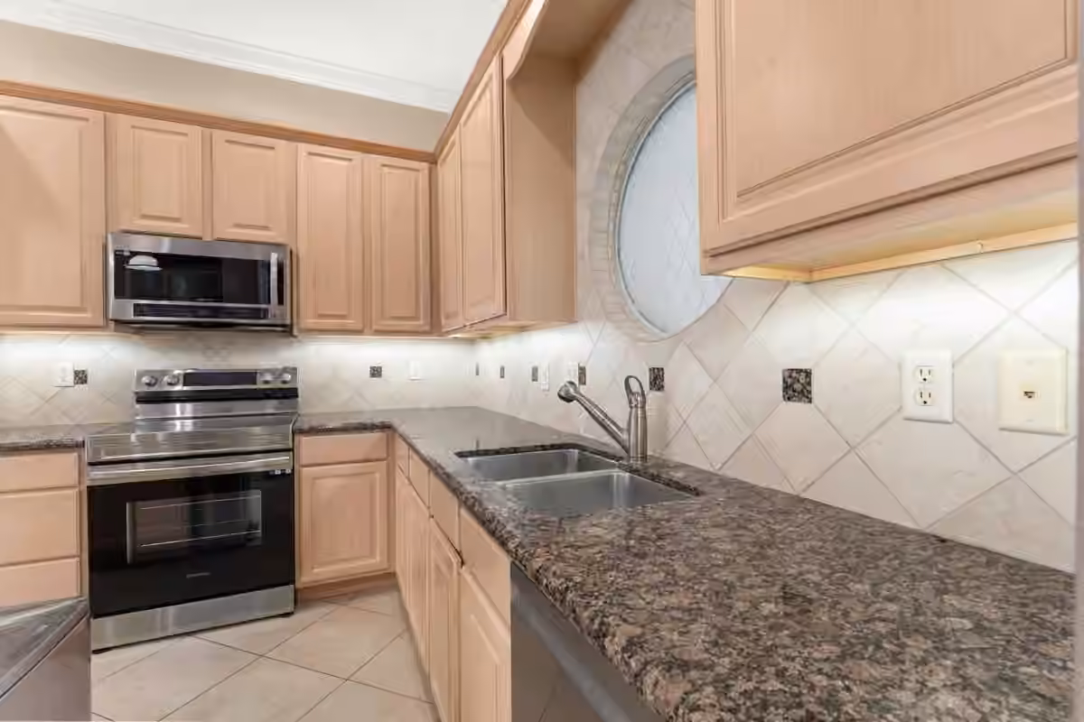 Photo 5 of 168 Lake Point Boulevard C102, Conroe, TX