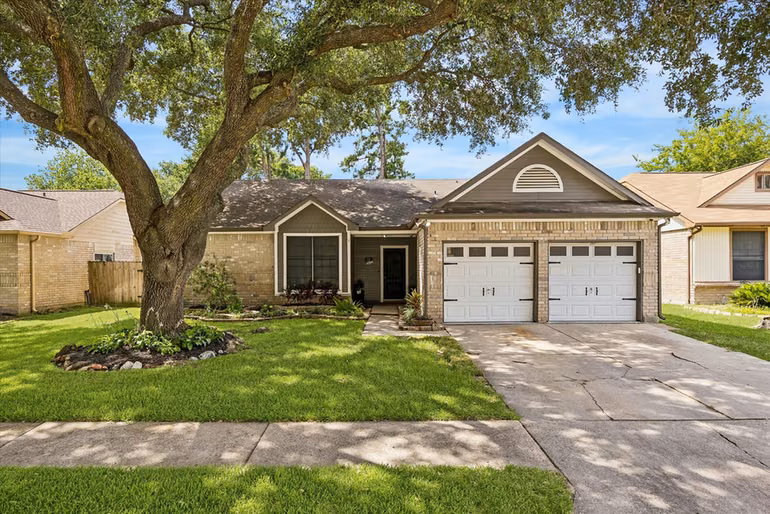 Photo of 3115 Georgia Pine Drive, Spring, TX 77373