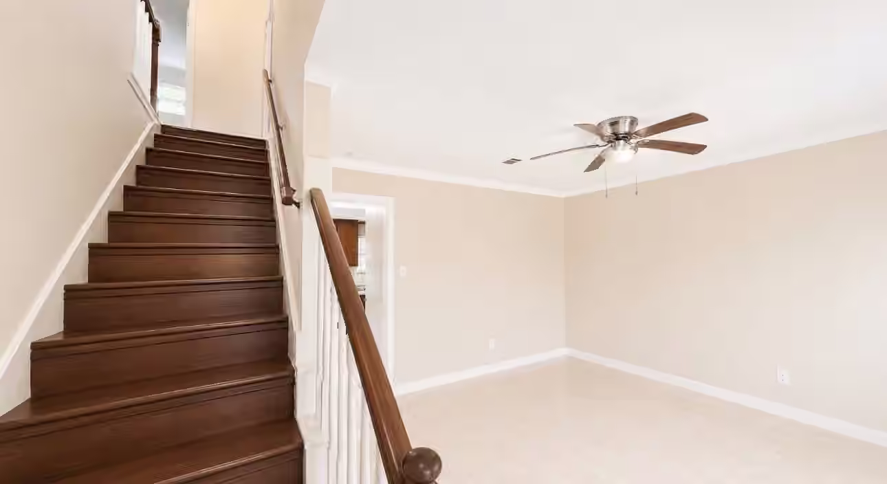 Photo 3 of 11630 Sageglen Drive, Houston, TX