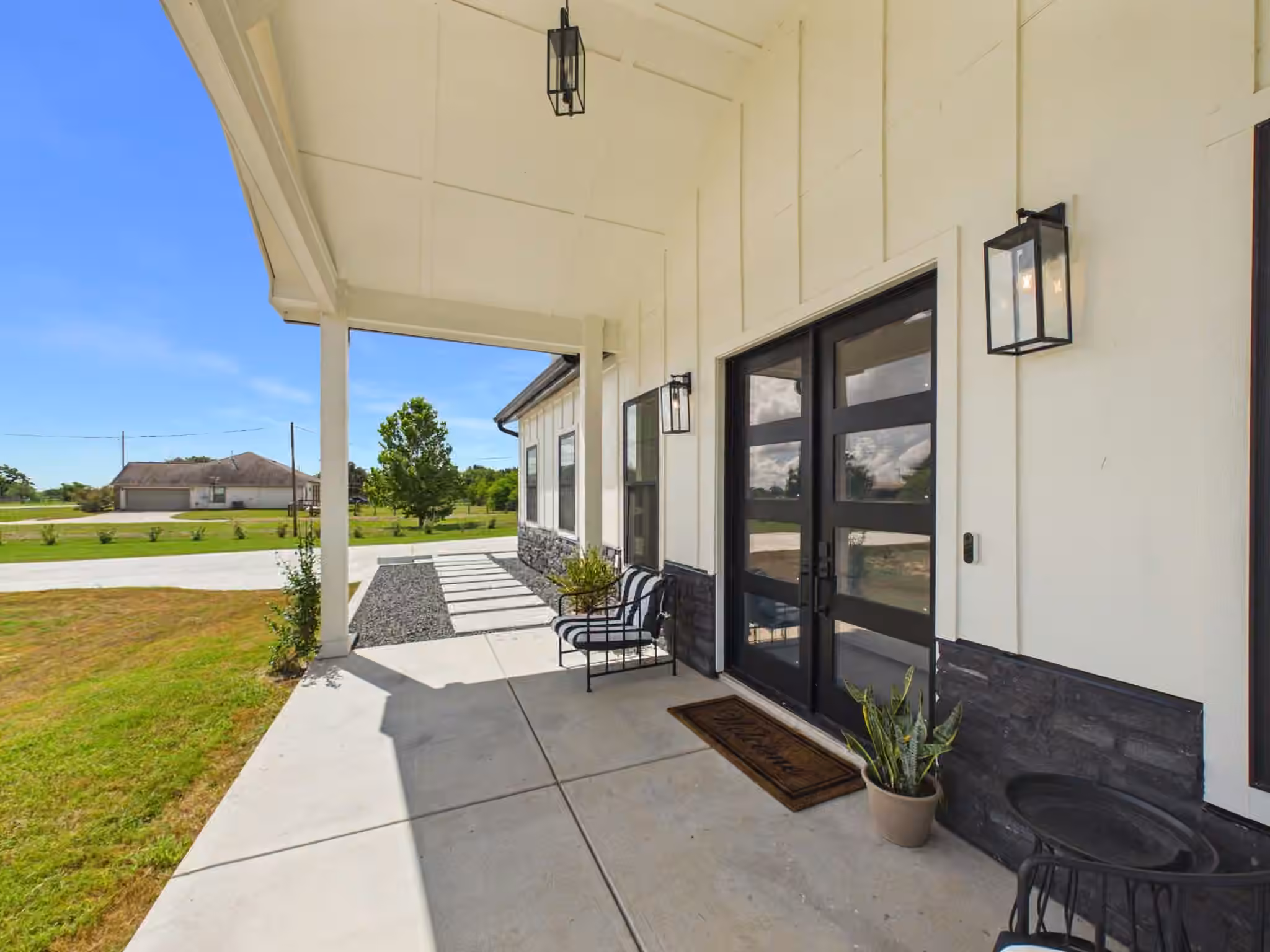 Photo 3 of 2015 Settlers Court Dr, Sealy, TX