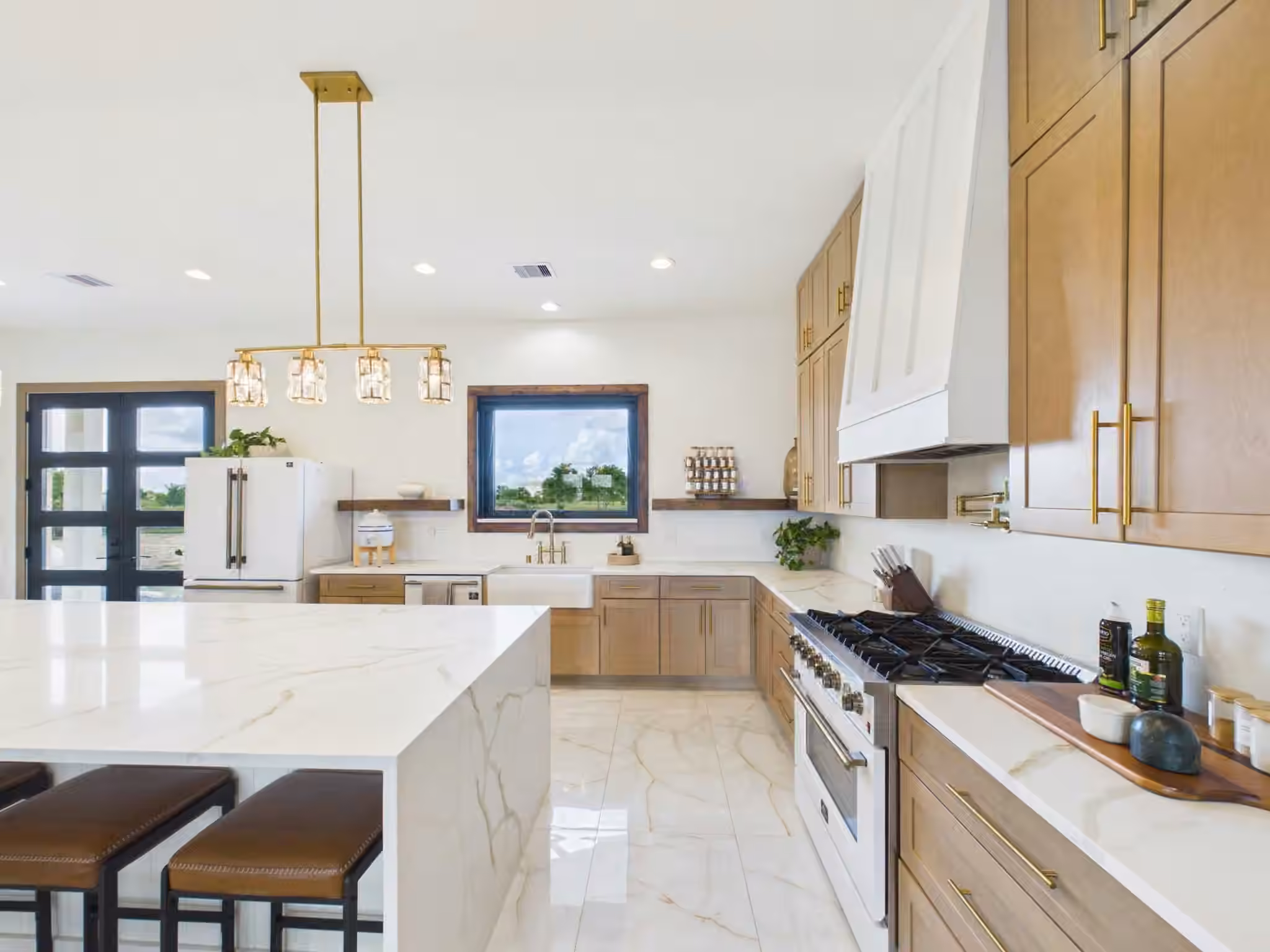 Photo 7 of 2015 Settlers Court Dr, Sealy, TX