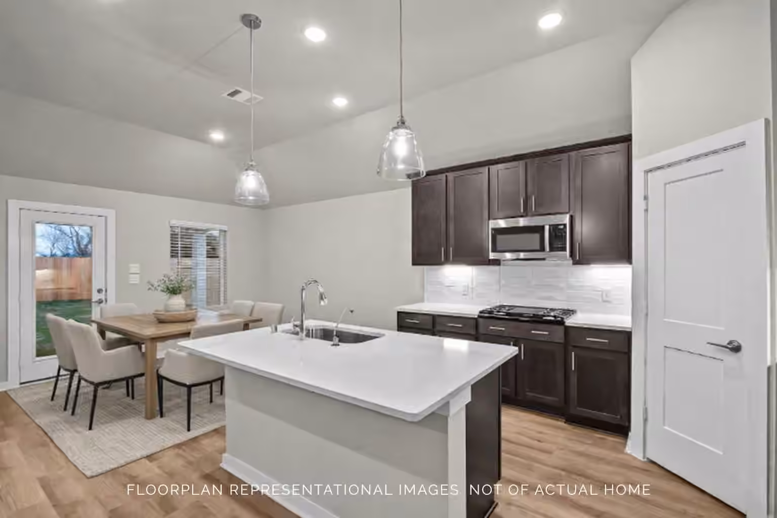 Photo 7 of 554 Bluebell Maiden Court, Magnolia, TX
