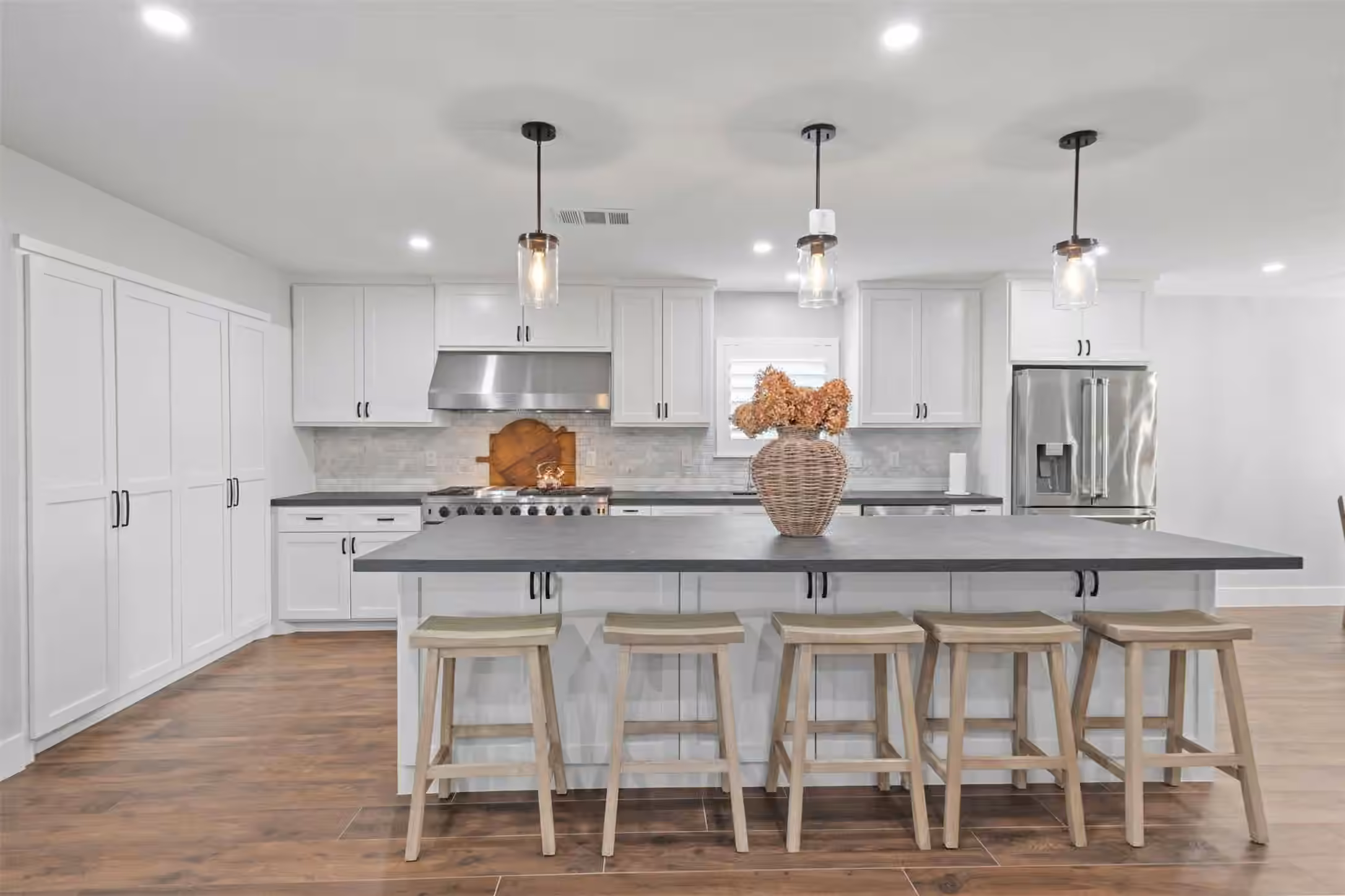 Photo 4 of 2318 Elmgate Drive, Houston, TX