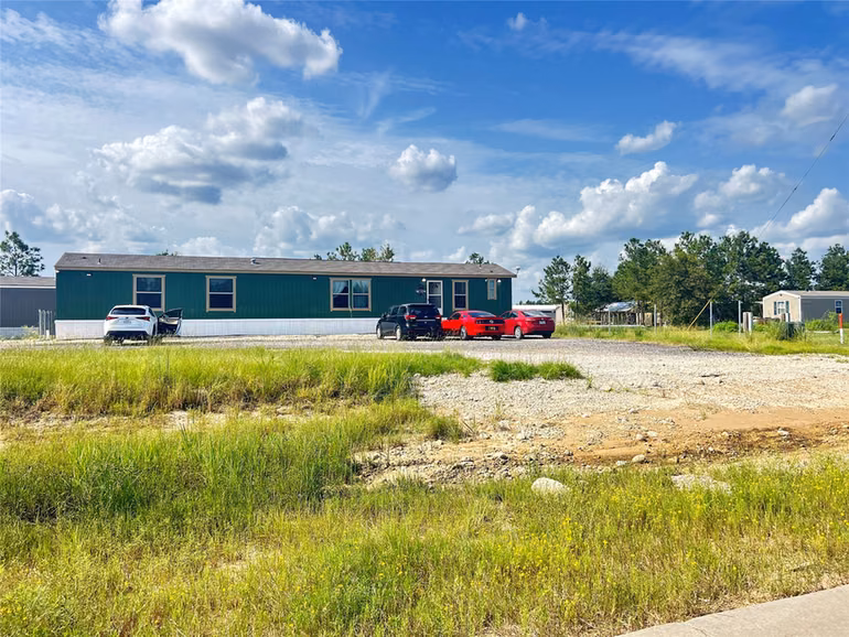 Photo of 348 Road 5604, Cleveland, TX