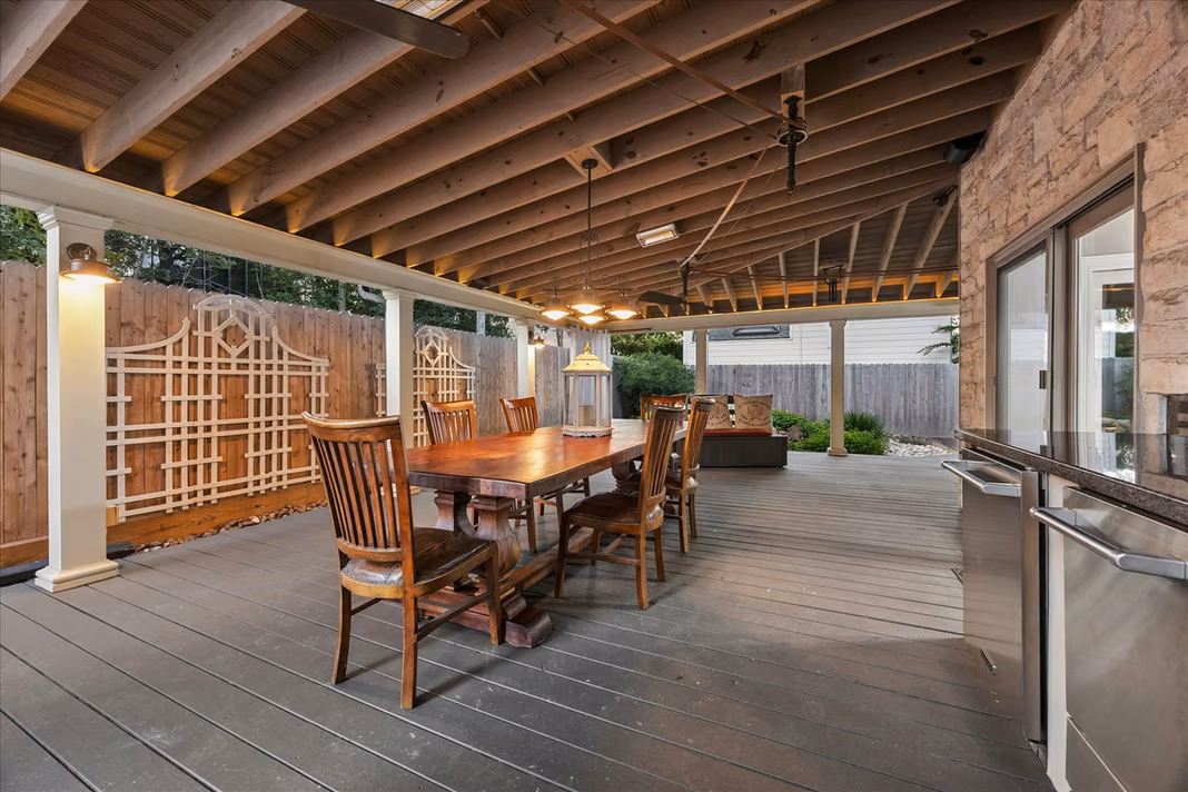 Photo 4 of 636 Rancho Bauer Drive, Houston, TX