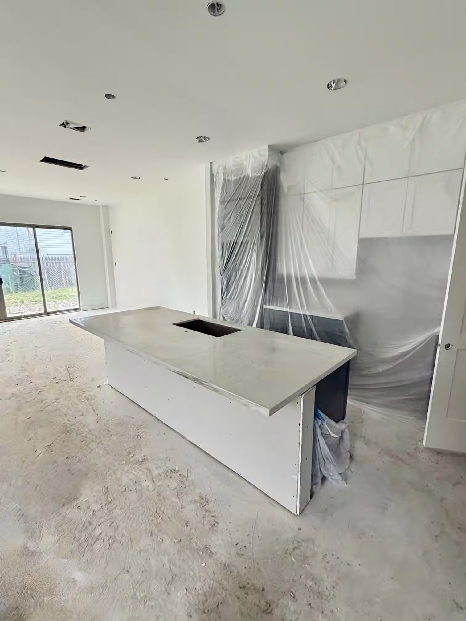 Photo 5 of 711 E 26TH Street, Houston, TX