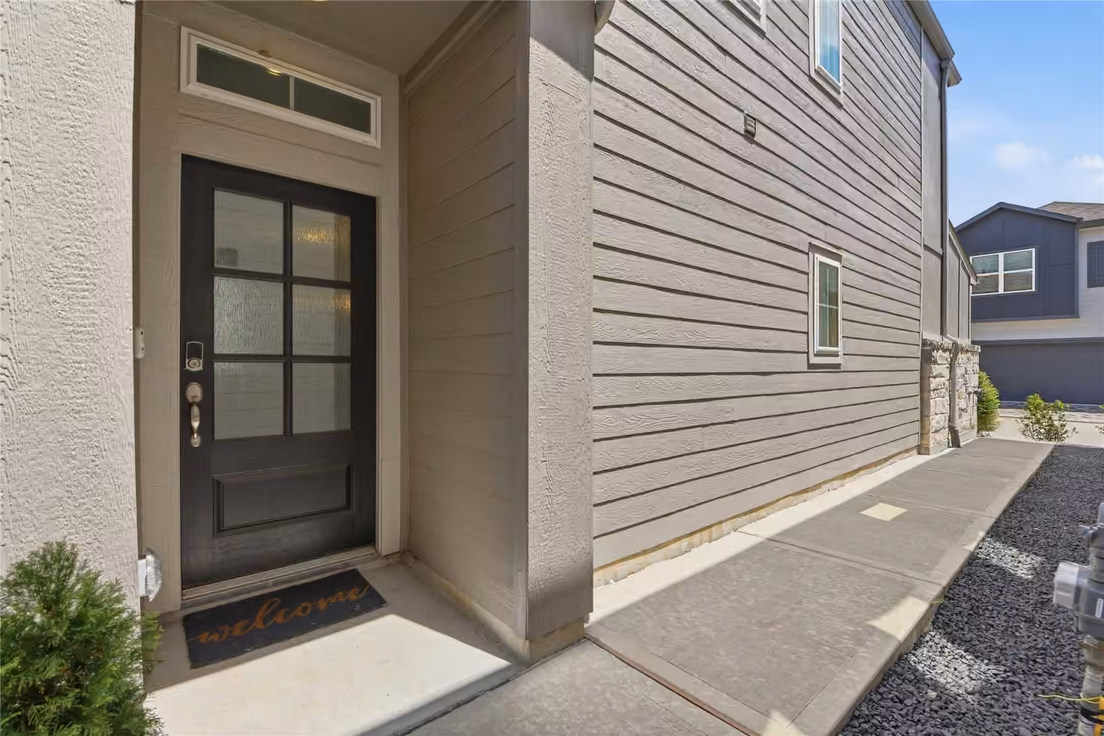 Photo 4 of 8412 Arden Valley Lane, Houston, TX