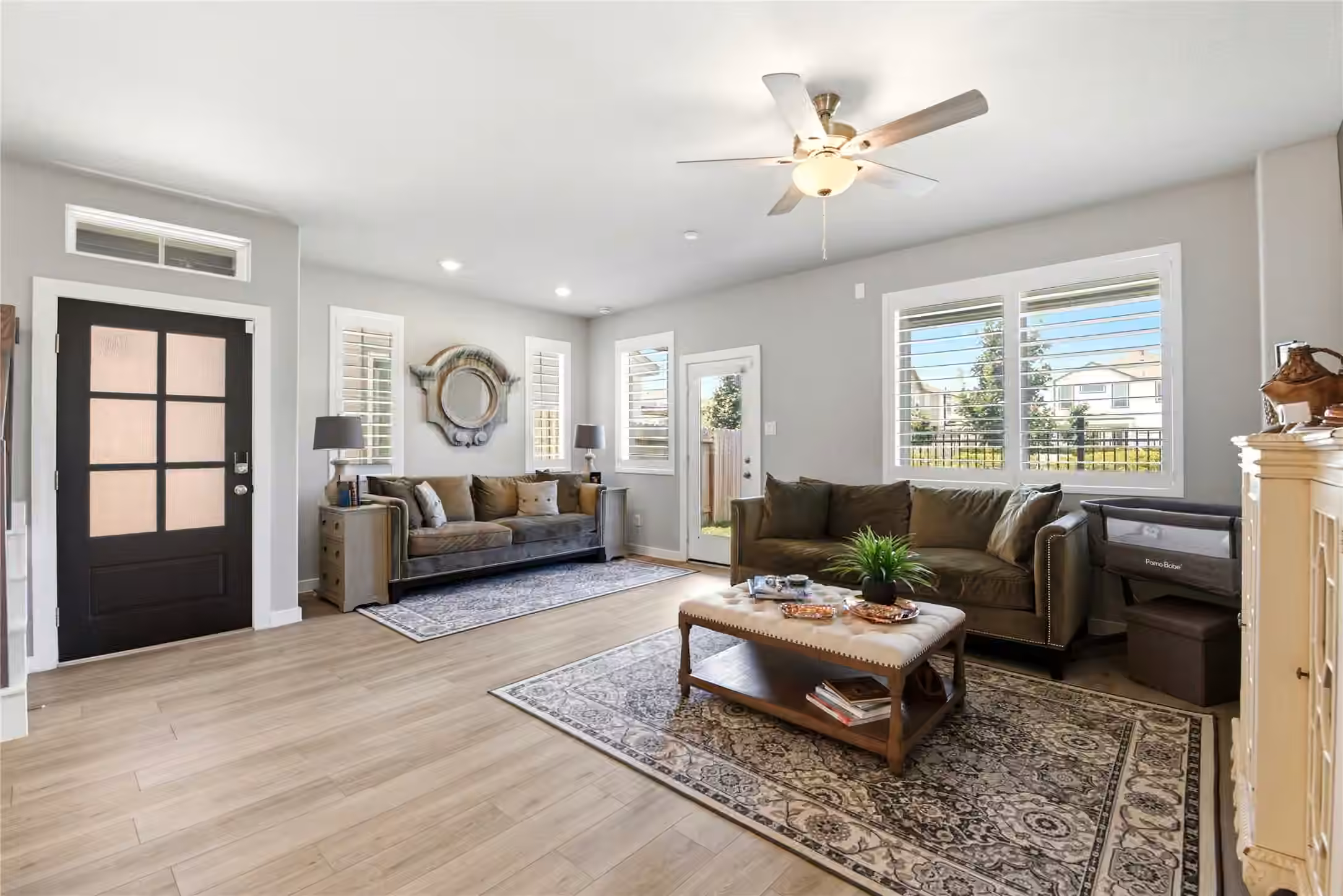 Photo 5 of 8412 Arden Valley Lane, Houston, TX