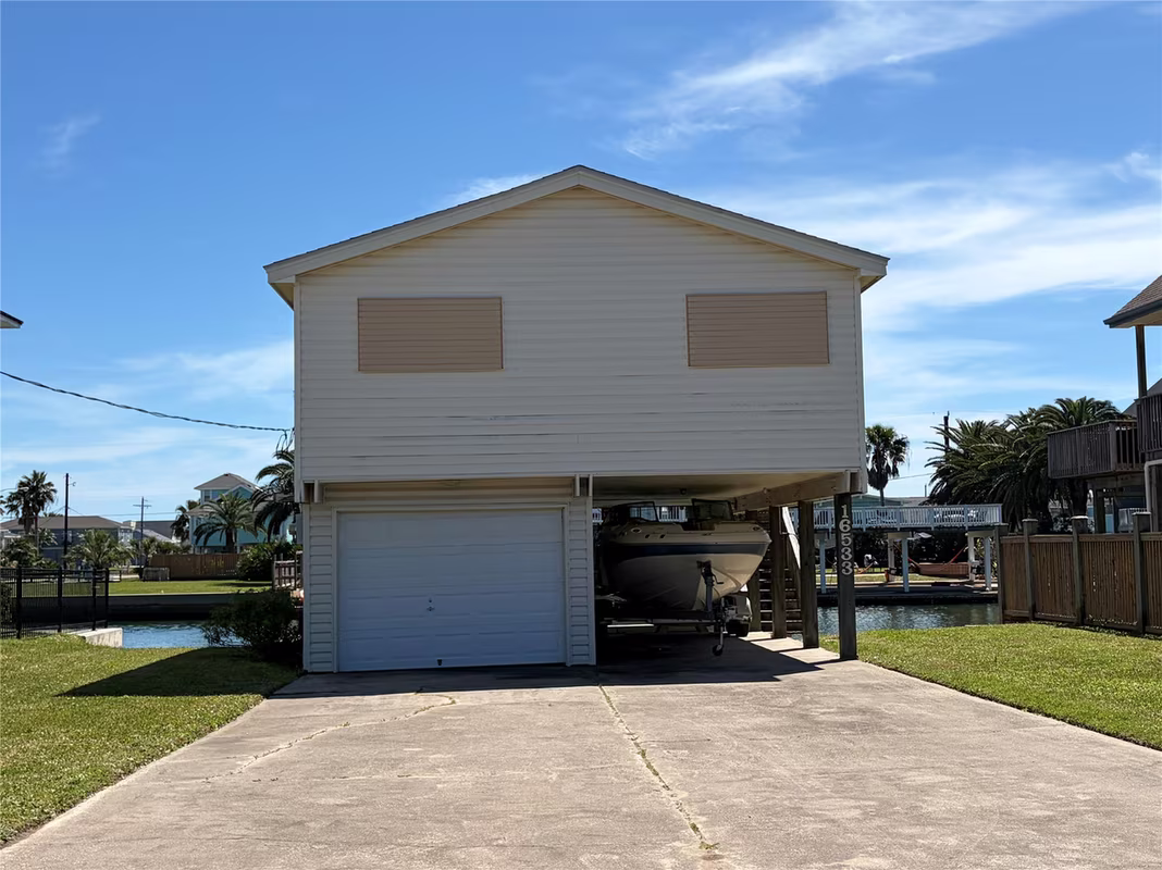 Photo 2 of 16533 Tampico Way, Galveston, TX