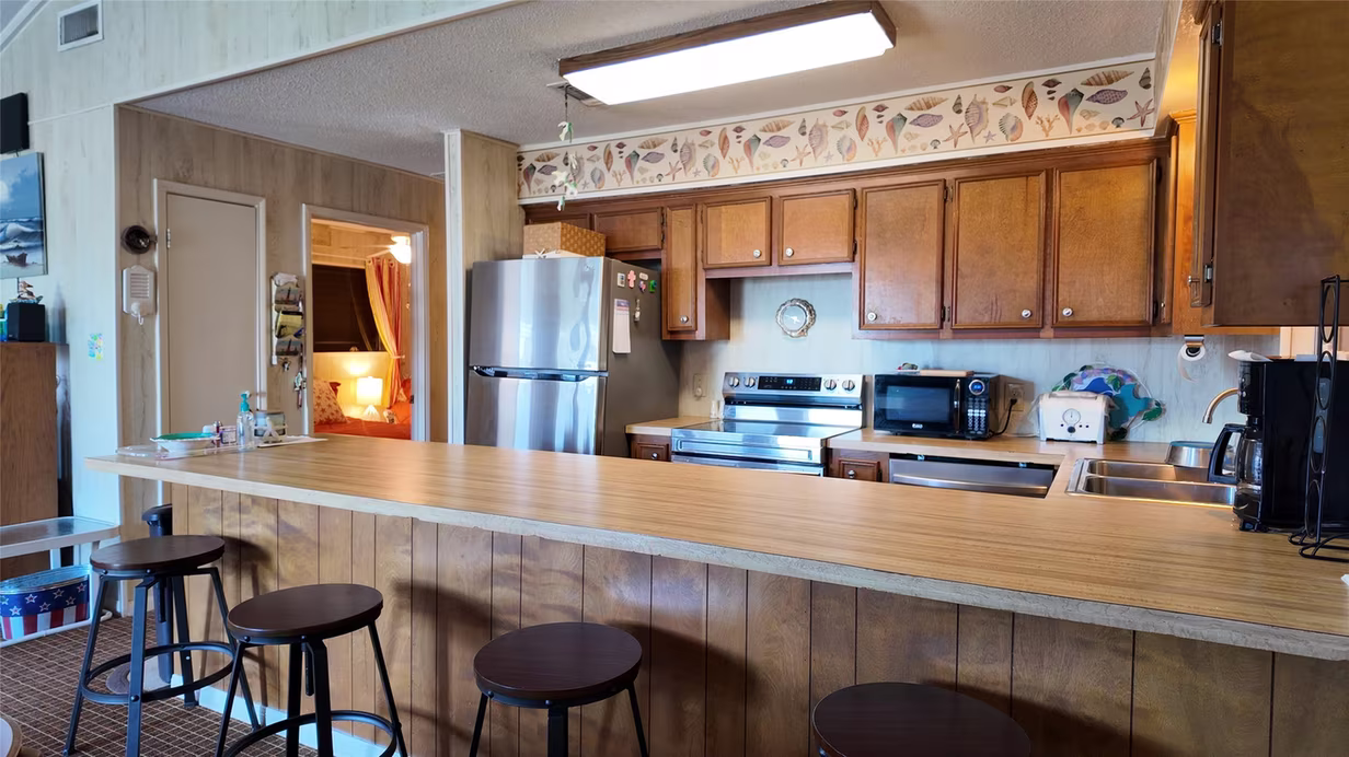 Photo 4 of 16533 Tampico Way, Galveston, TX