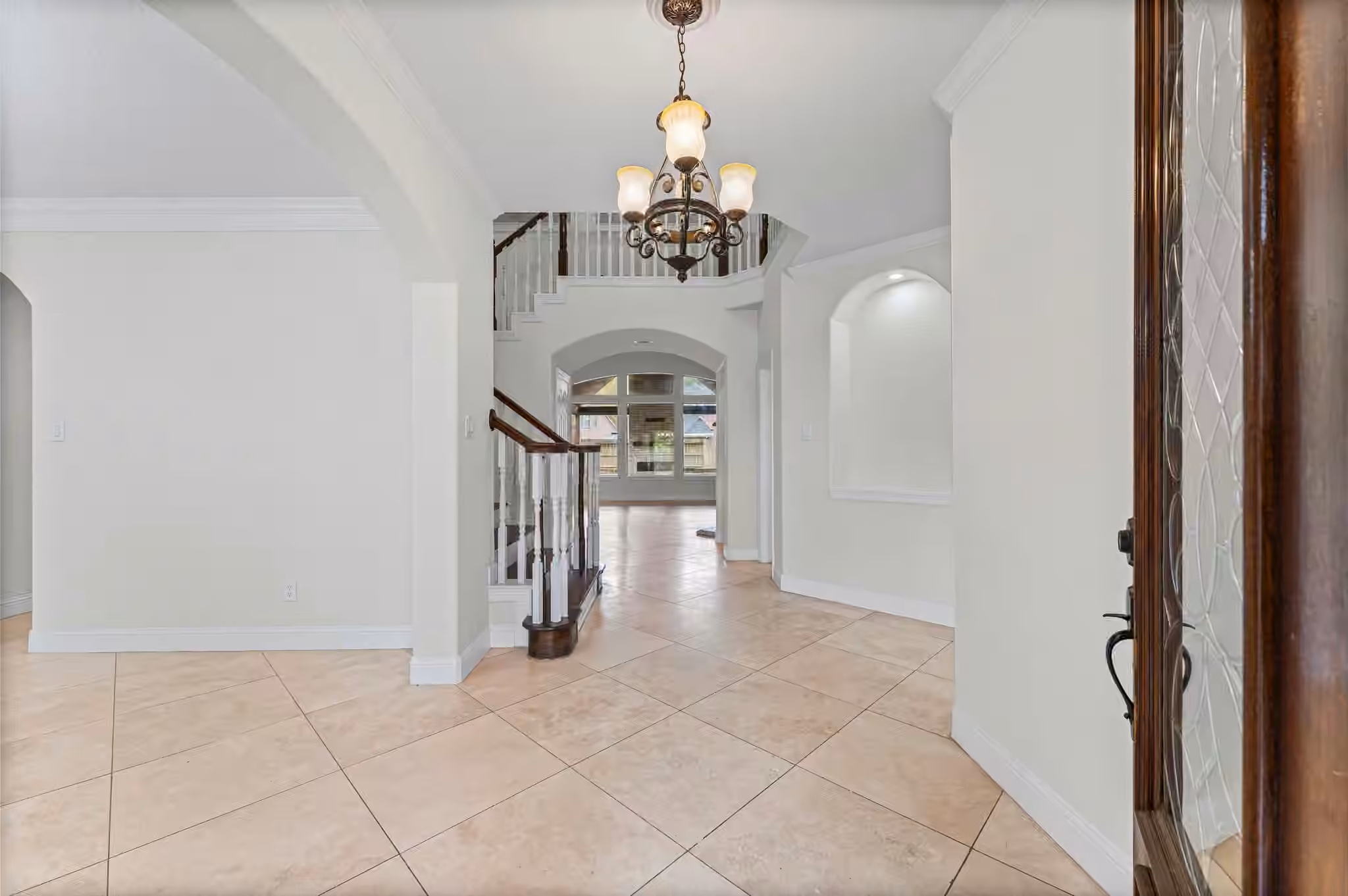 Photo 3 of 15514 Stable Park Drive, Cypress, TX