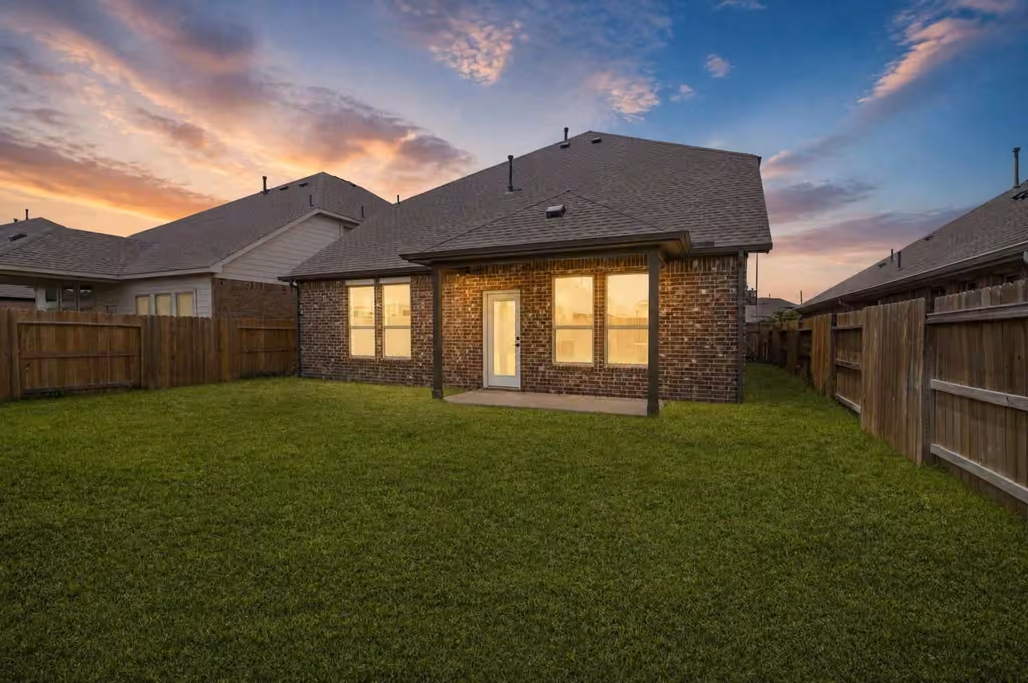 Photo 7 of 21406 Monterrico Bay Drive, Cypress, TX