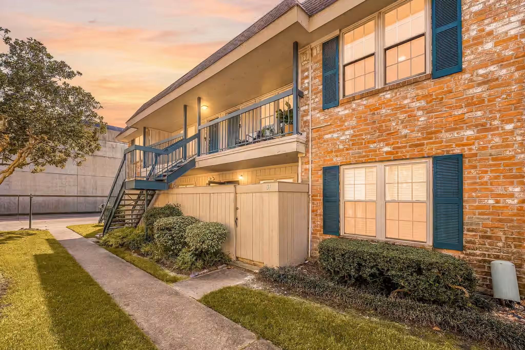 Photo 3 of 855 Augusta Drive 54, Houston, TX