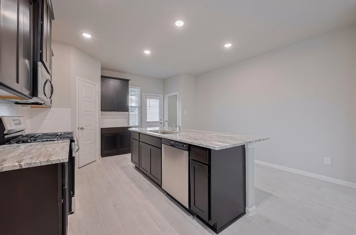 Photo 6 of 730 Marion Drive, Dayton, TX