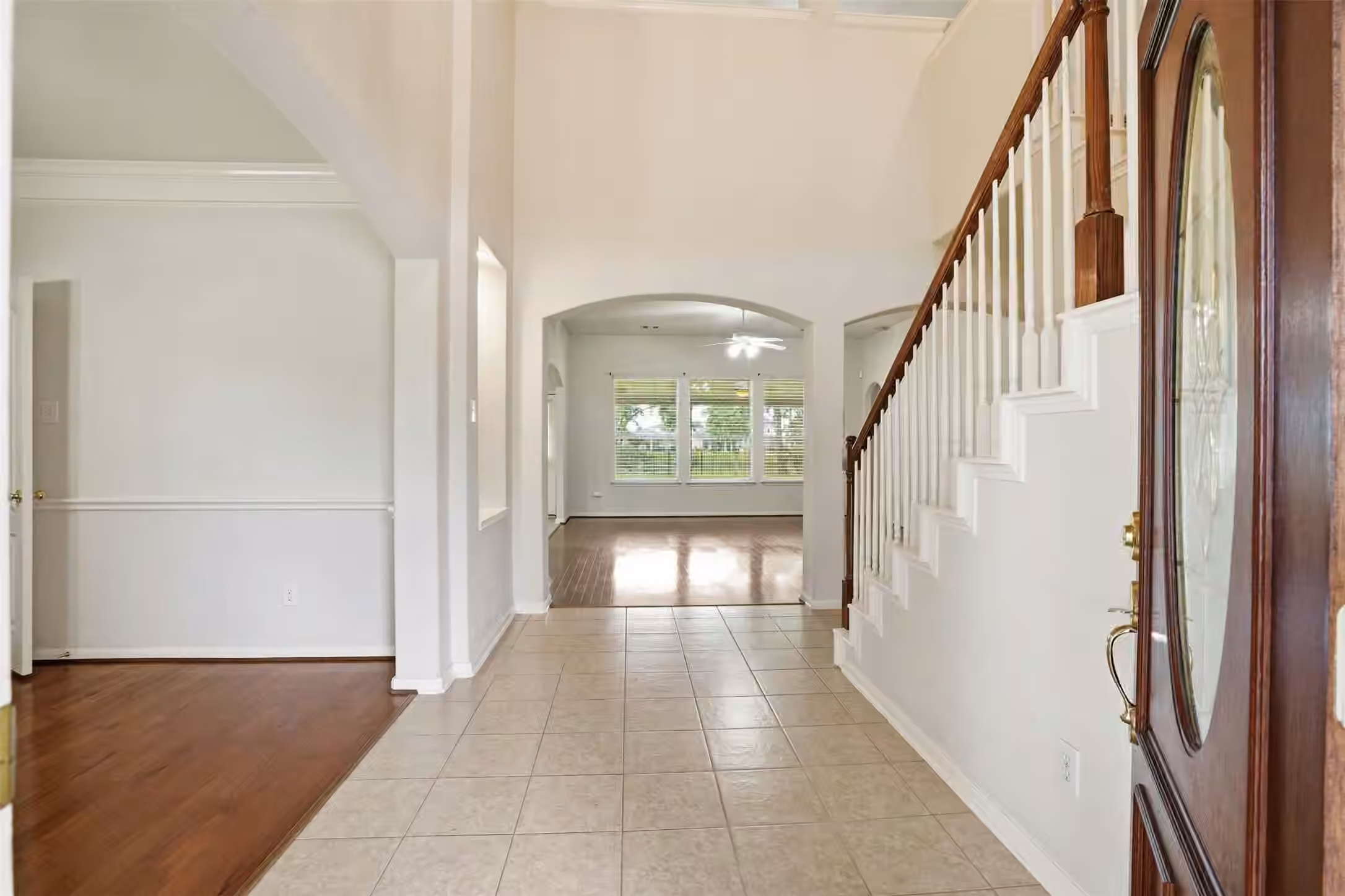 Photo 3 of 15111 Greenhaven Lake Lane, Cypress, TX