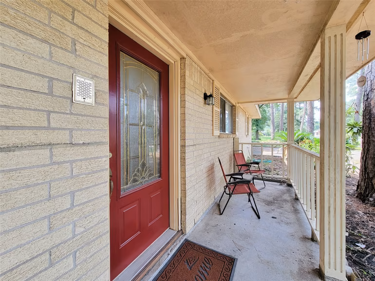 Photo 4 of 12119 Beverly Drive, Houston, TX
