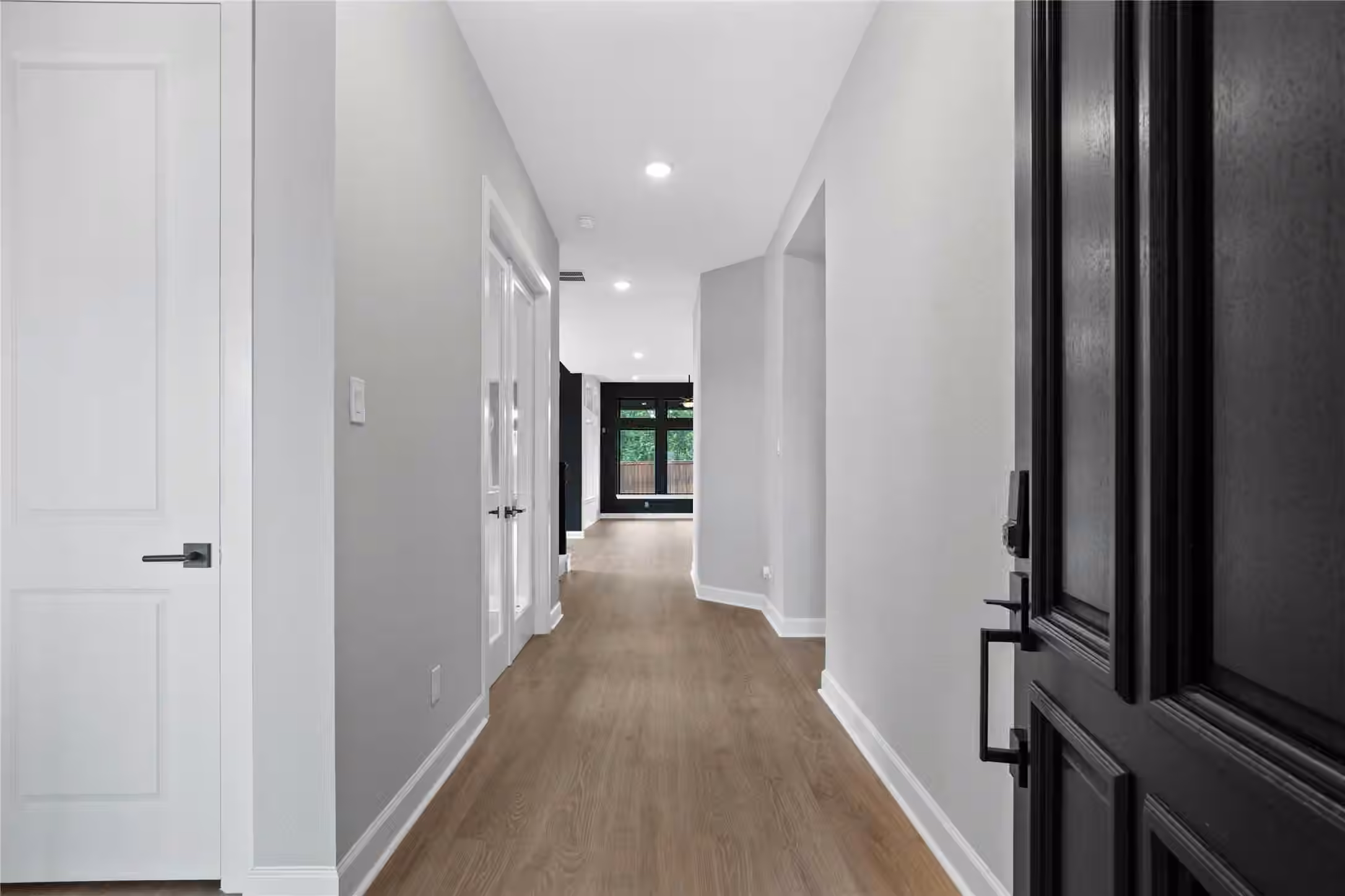 Photo 4 of 26440 N Wayland Chase, Montgomery, TX