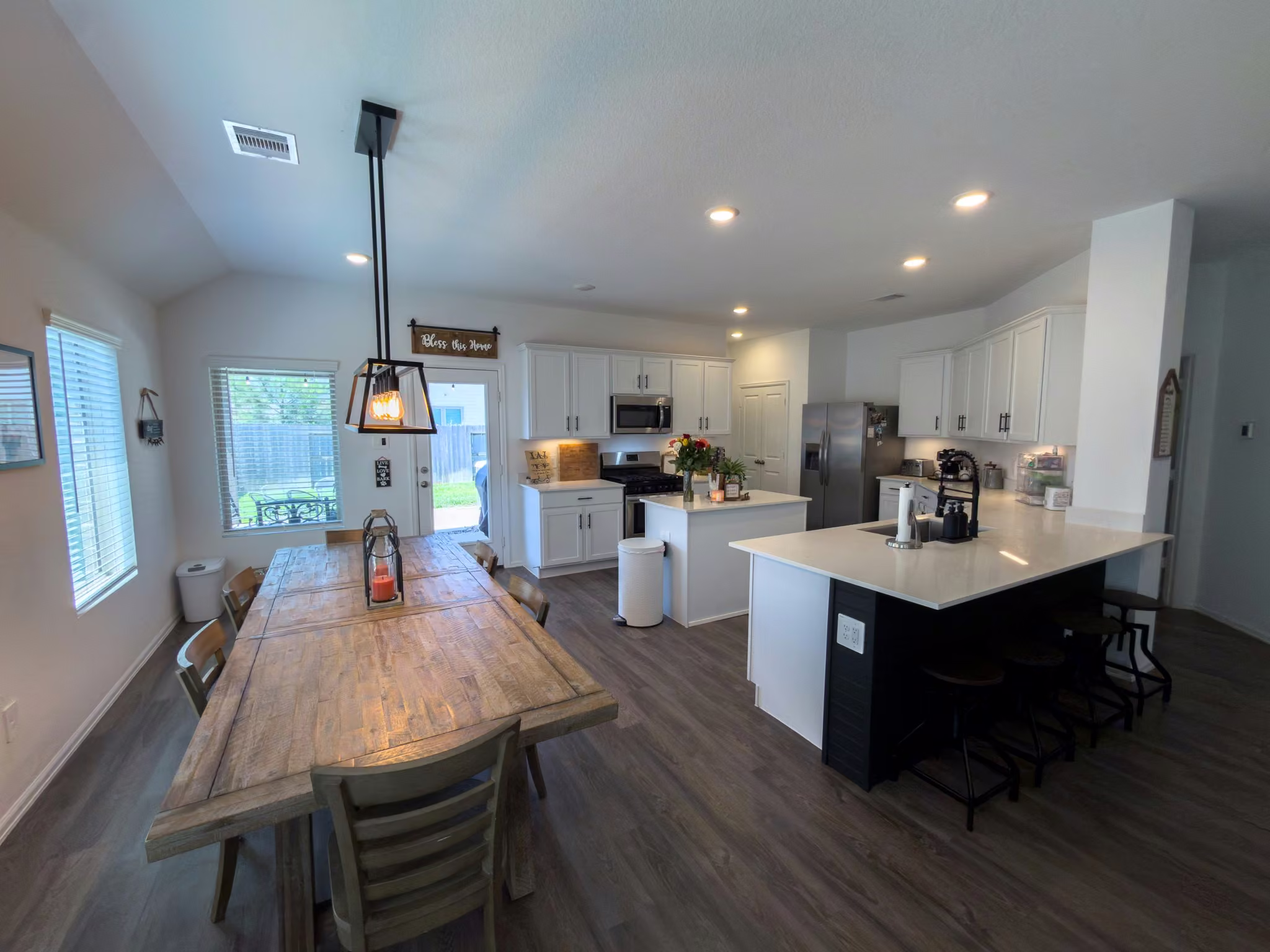 Photo 7 of 3057 Pampaneria Drive, Conroe, TX