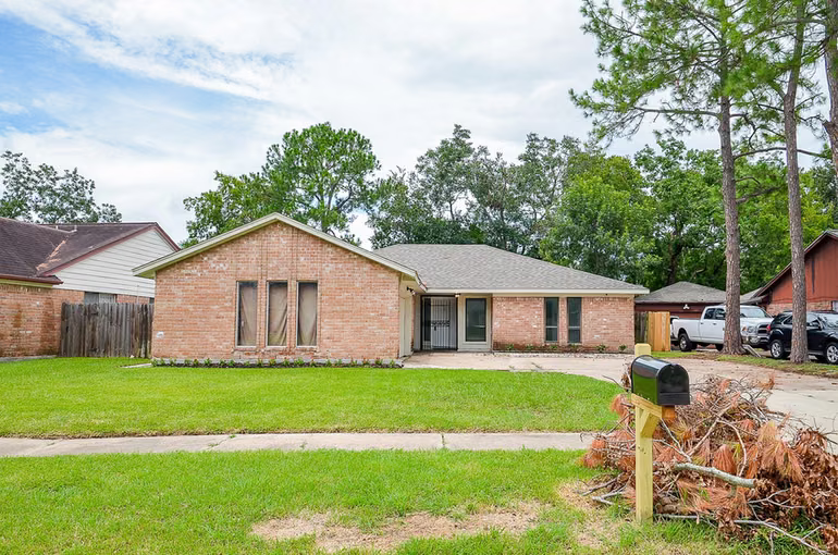Photo of 12266 Huntington Venture Drive, Houston, TX 77099