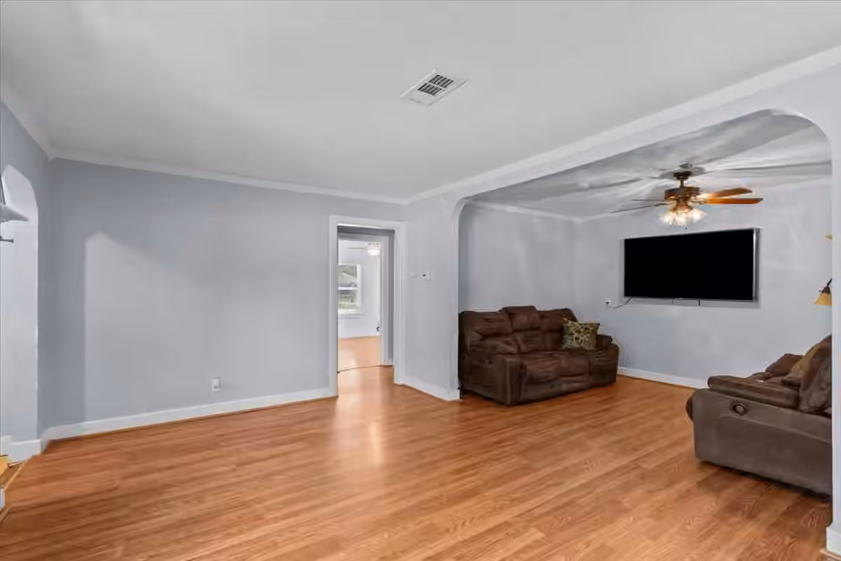 Photo 3 of 4018 Fm 646 Road N, Santa Fe, TX