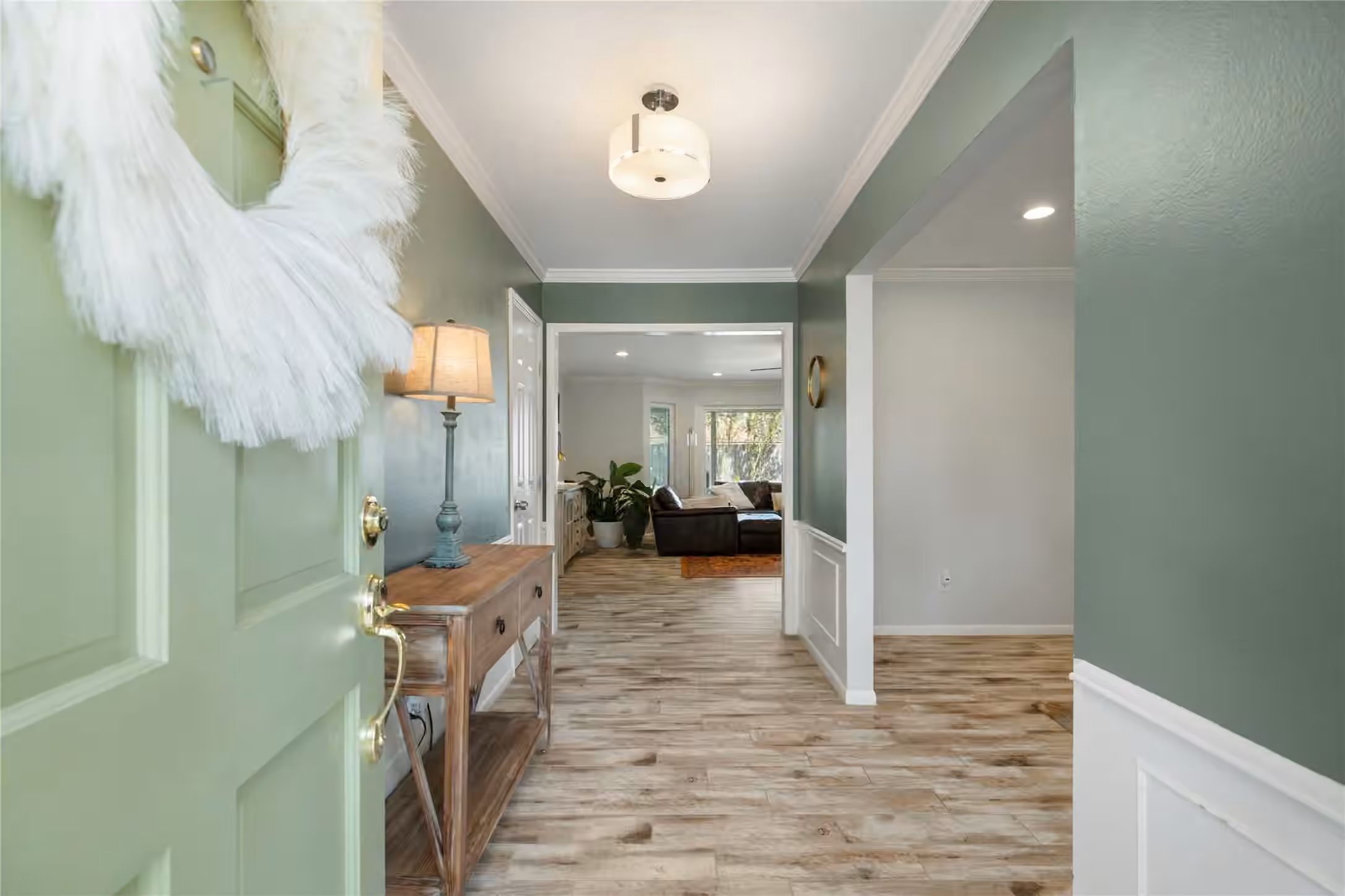 Photo 7 of 9718 Moorberry Lane, Houston, TX