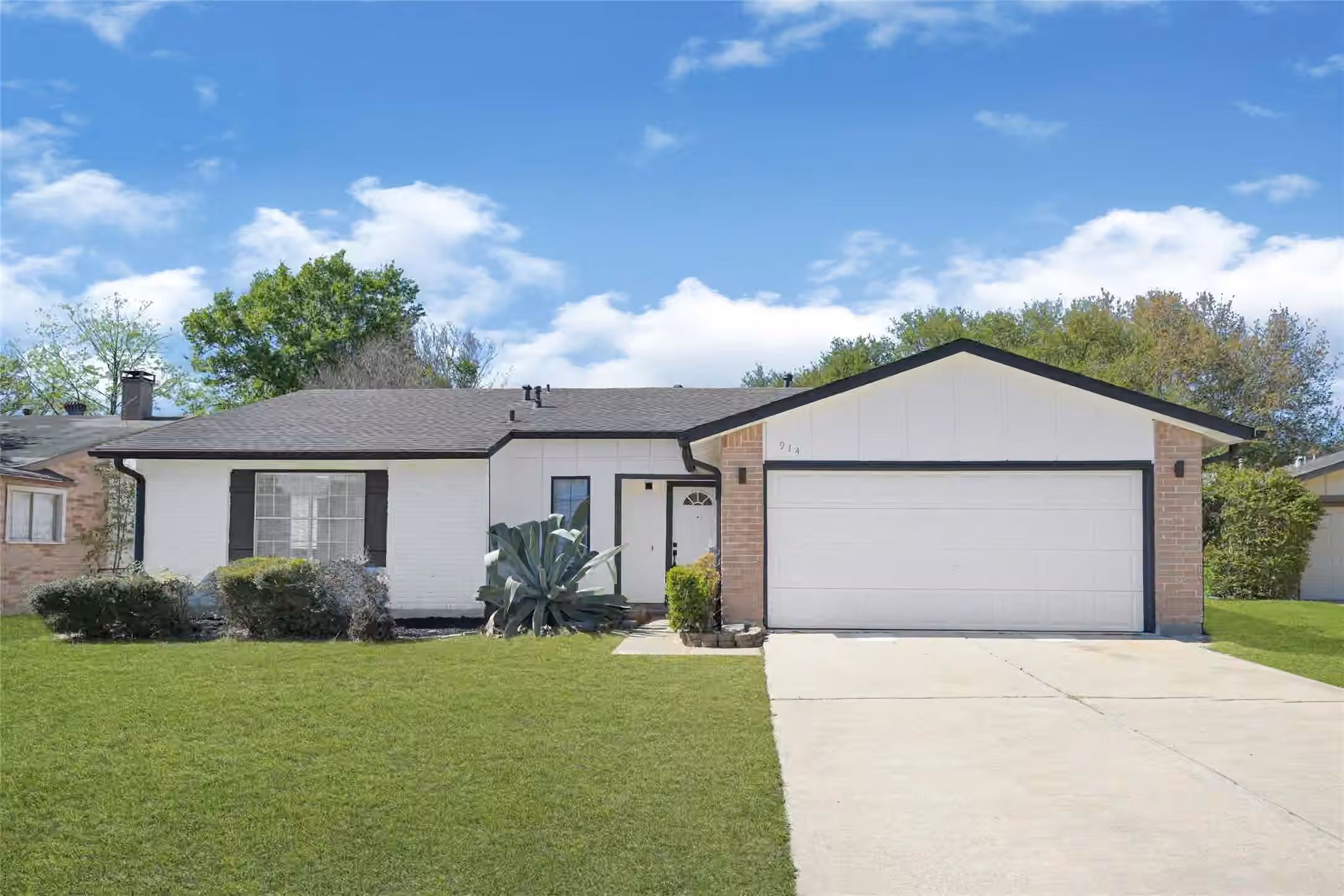 Photo 2 of 914 Cheyenne Meadows Drive, Katy, TX