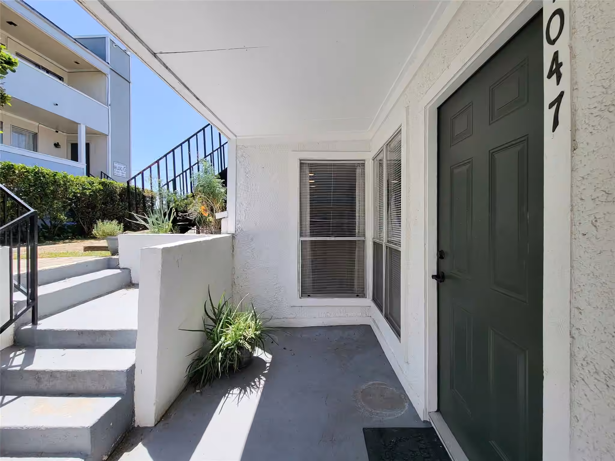 Photo 2 of 781 Country Place Drive 1047, Houston, TX