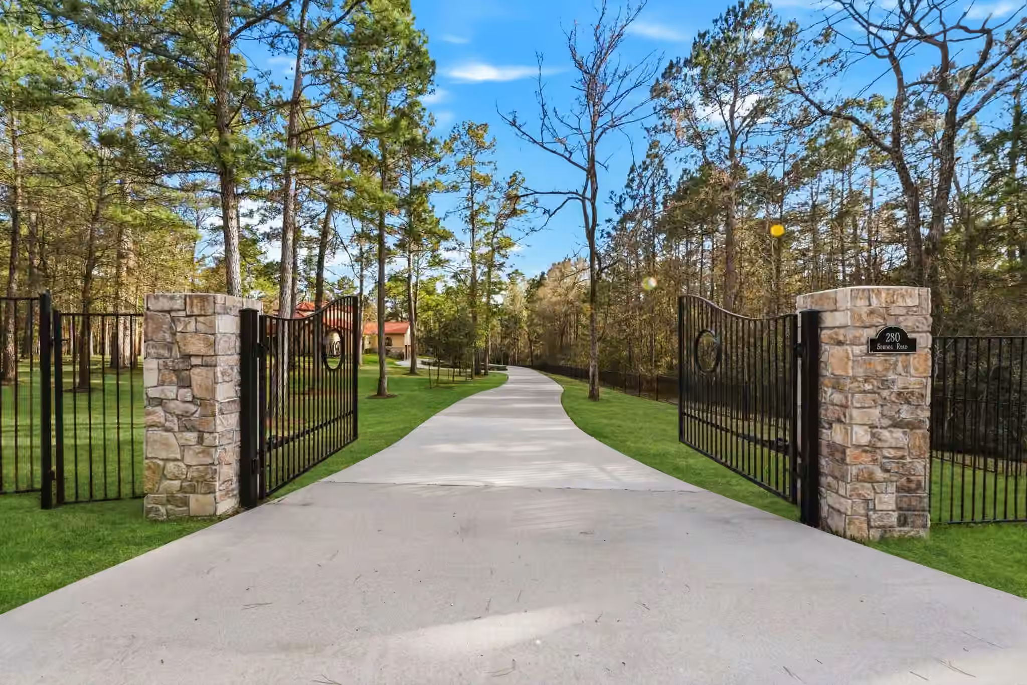 Photo 3 of 280 Sundog Road, Huntsville, TX