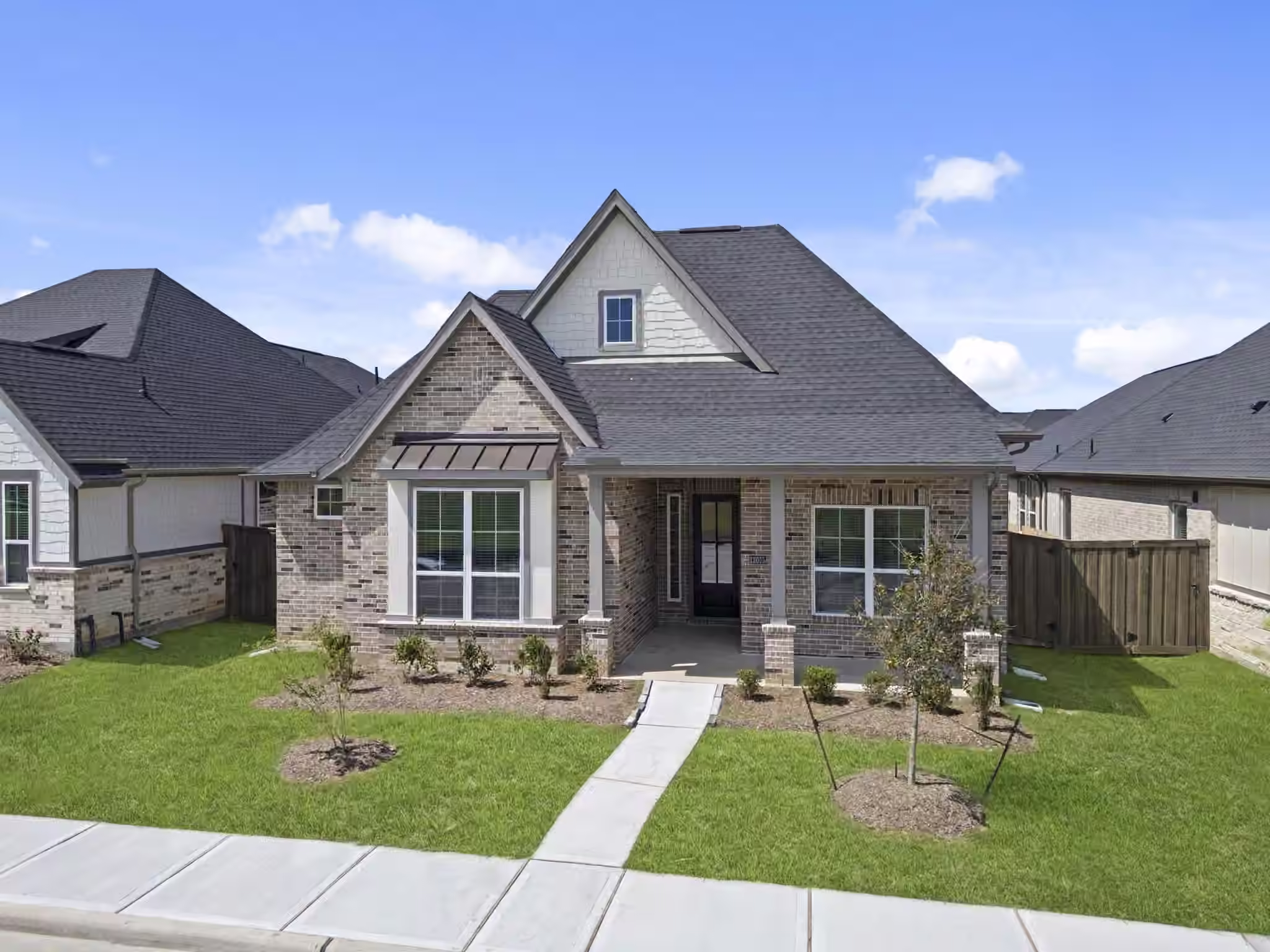 Photo 2 of 12015 Canal View Blvd, Mont Belvieu, TX