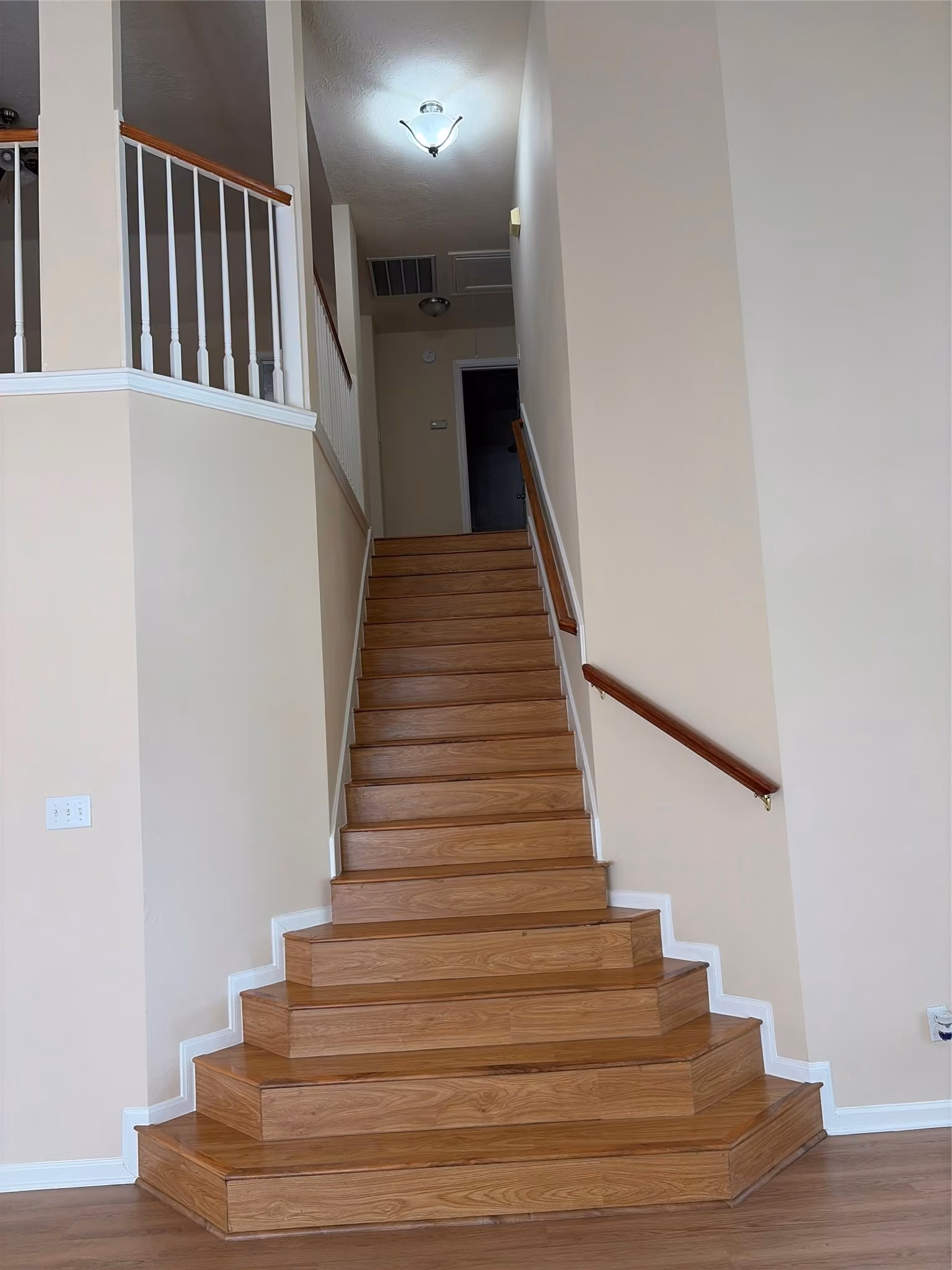 Photo 6 of 1138 Evandale Lane, Sugar Land, TX