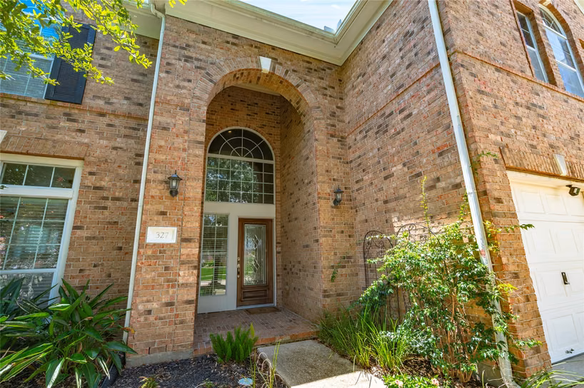 Photo 4 of 327 Holly Branch Lane, Kemah, TX