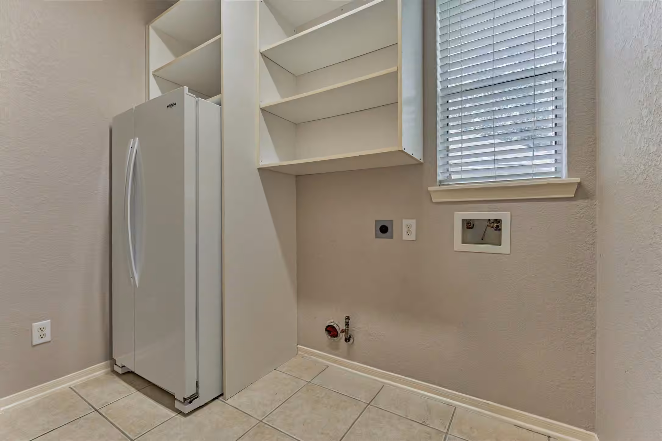 Photo 7 of 59 W Prairie Dawn Circle, The Woodlands, TX