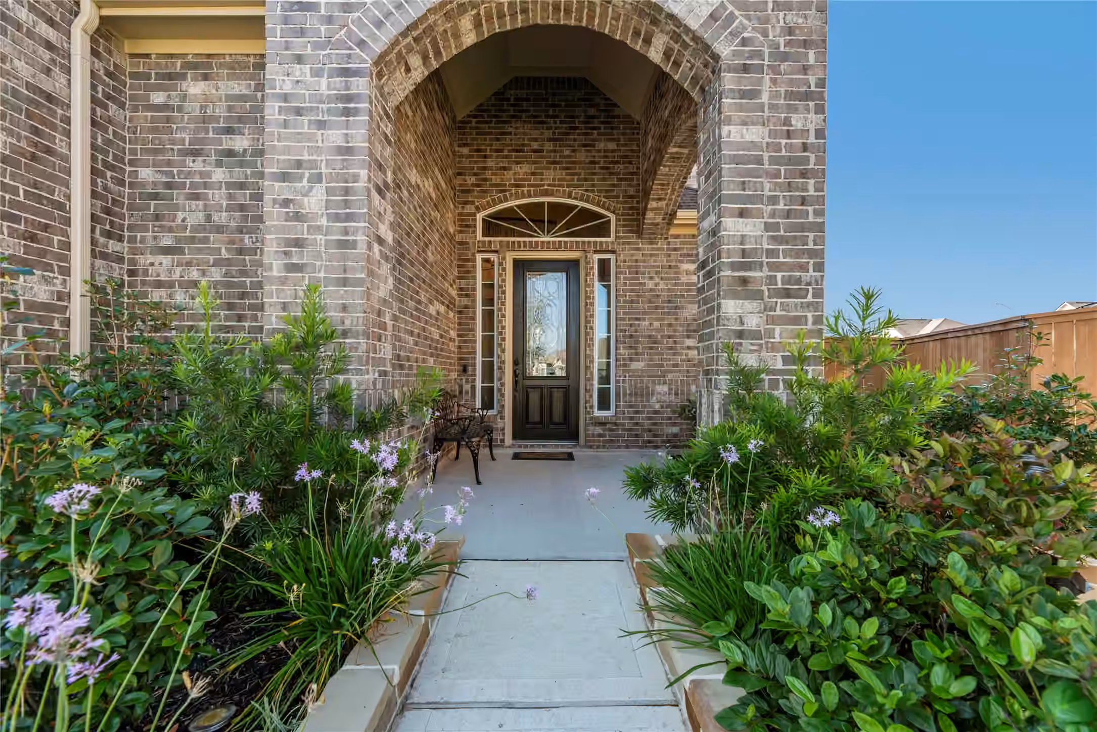 Photo 4 of 21203 Brook Tide Lane, Cypress, TX