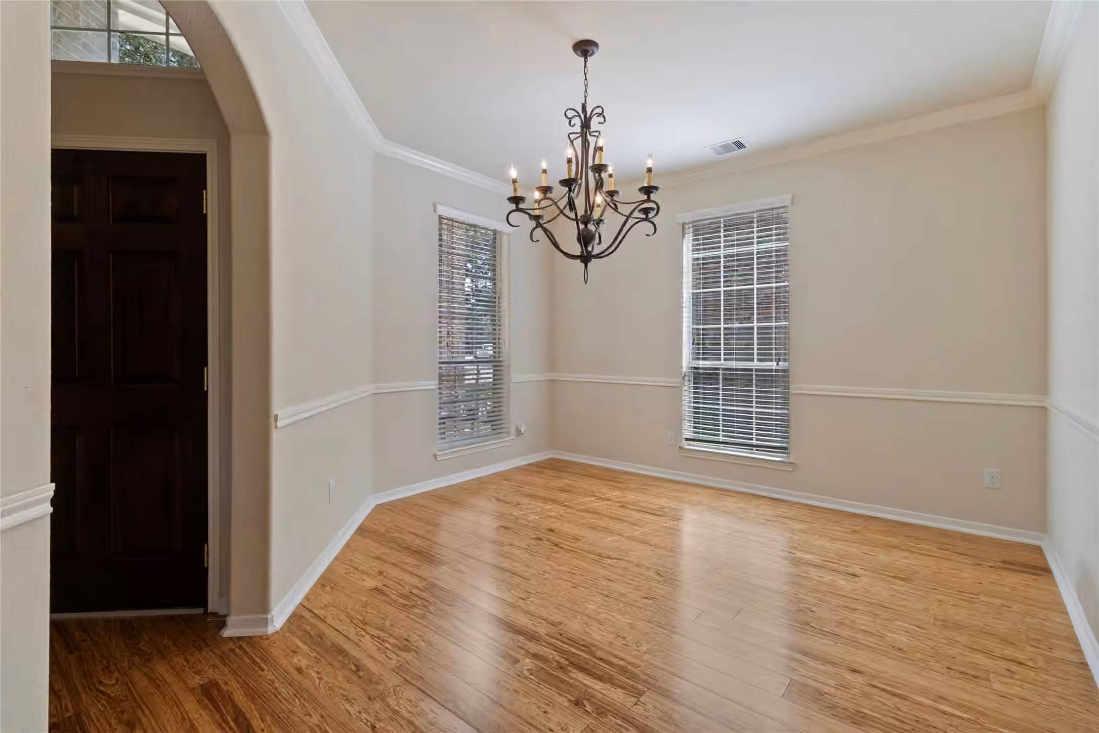 Photo 2 of 1740 N Meridian Greens Drive, Dickinson, TX