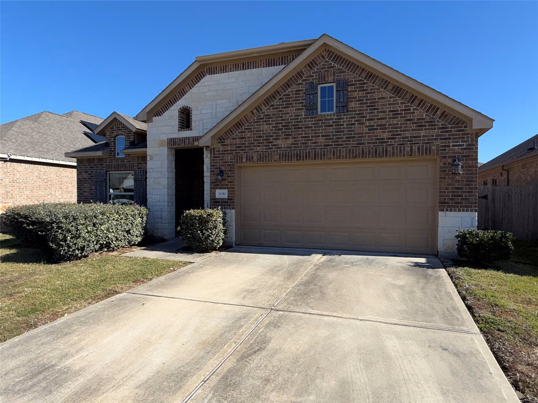 Photo of 3010 Royal Albatross Drive, Texas City, TX