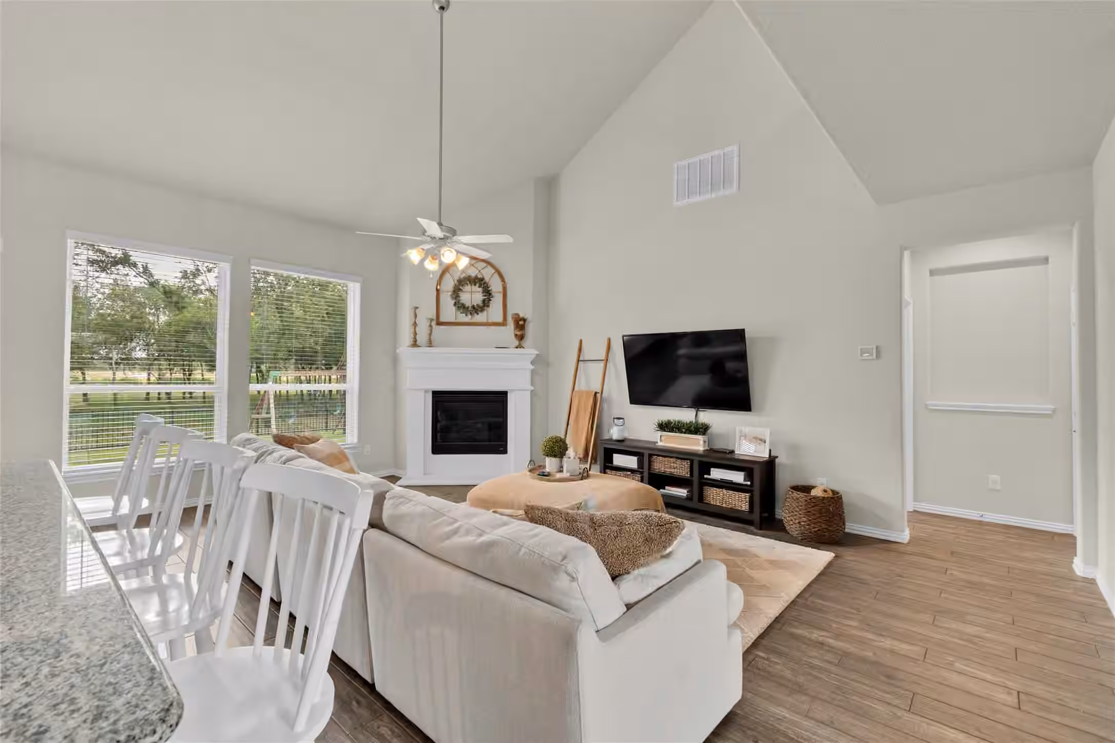 Photo 3 of 32958 Franklin Brooks Drive, Brookshire, TX