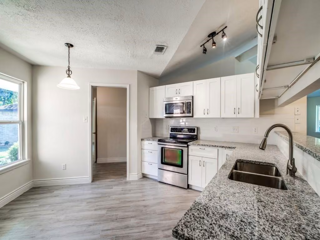 Photo 6 of 6306 Fallengate Drive, Spring, TX