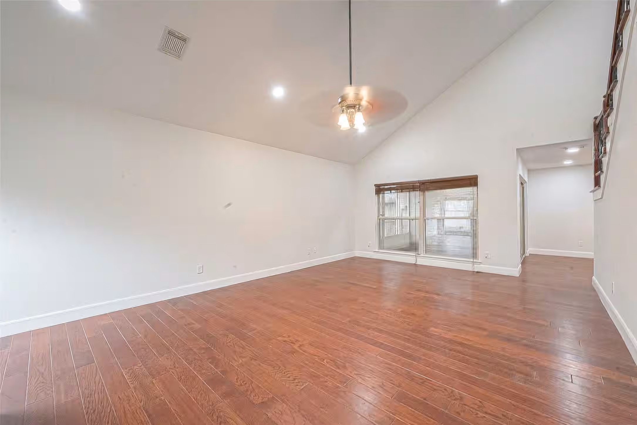 Photo 5 of 12127 Carriage Hill Drive, Houston, TX
