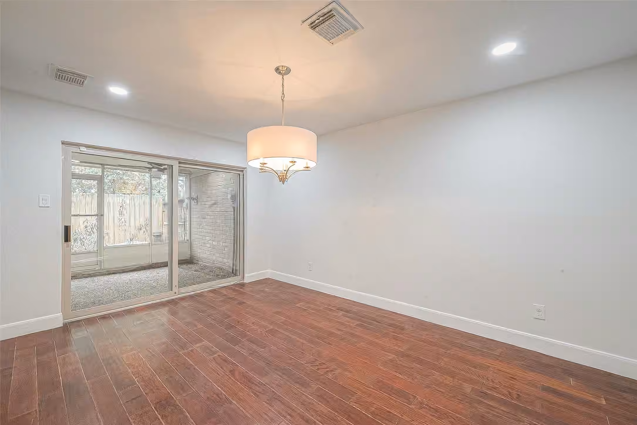 Photo 7 of 12127 Carriage Hill Drive, Houston, TX
