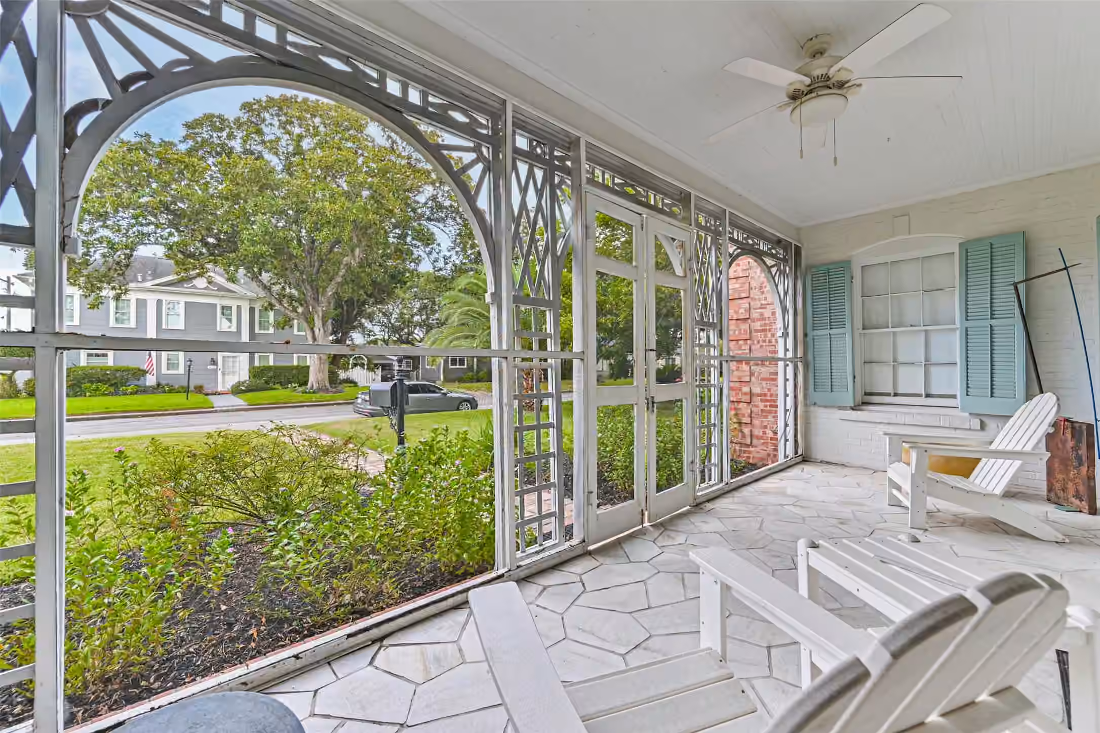 Photo 4 of 4804 Crockett Boulevard, Galveston, TX